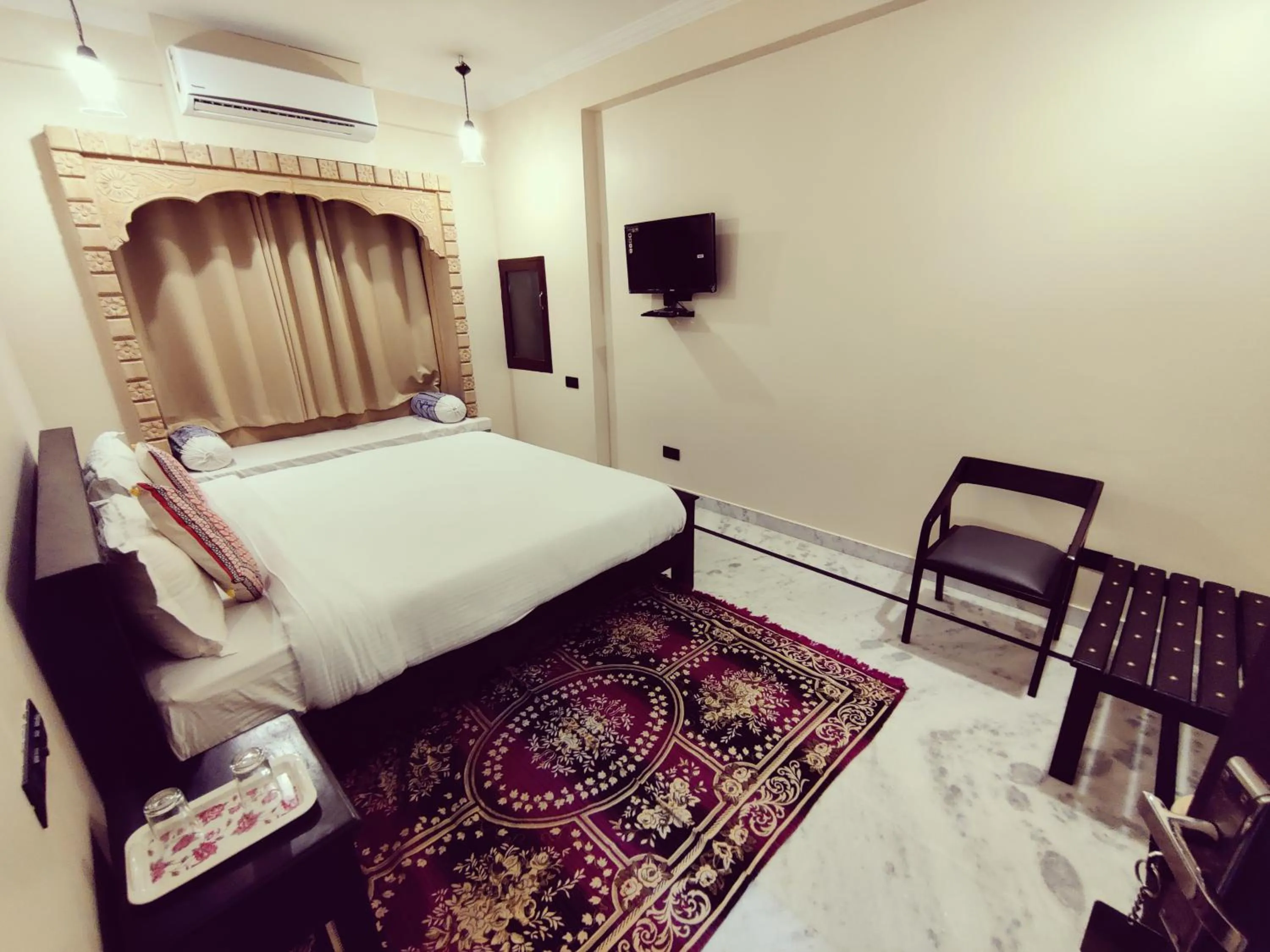 Bed in Hotel Vasshifa Palace