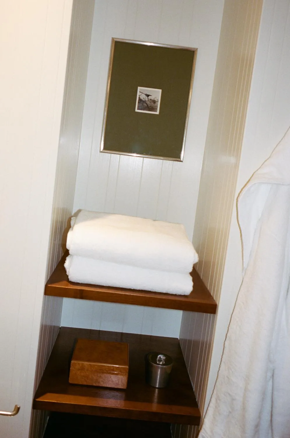 towels, Bed in Hôtel Massé