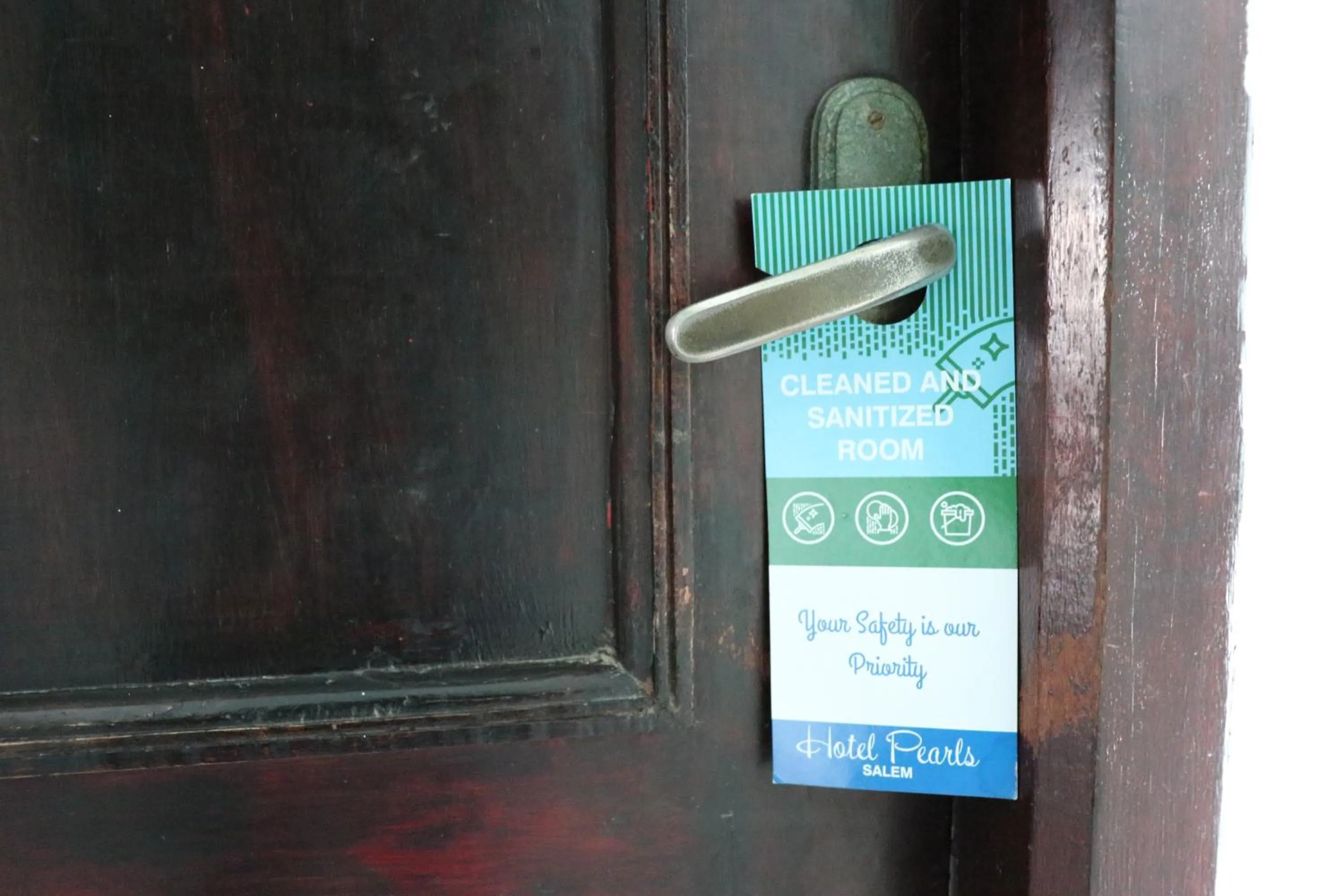 Property logo or sign in Hotel Pearls