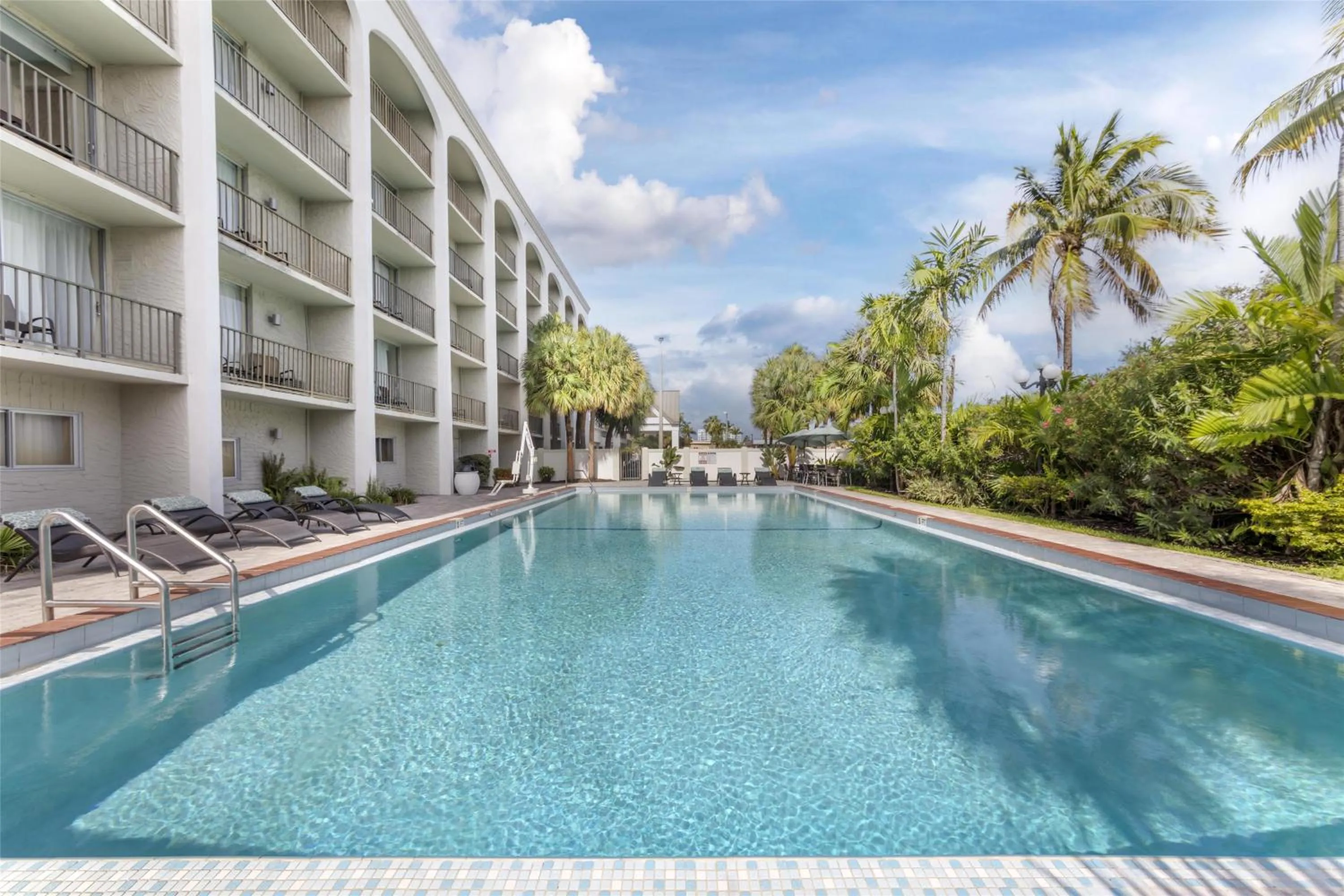 Pool view in Best Western Plus North Miami-Bal Harbour