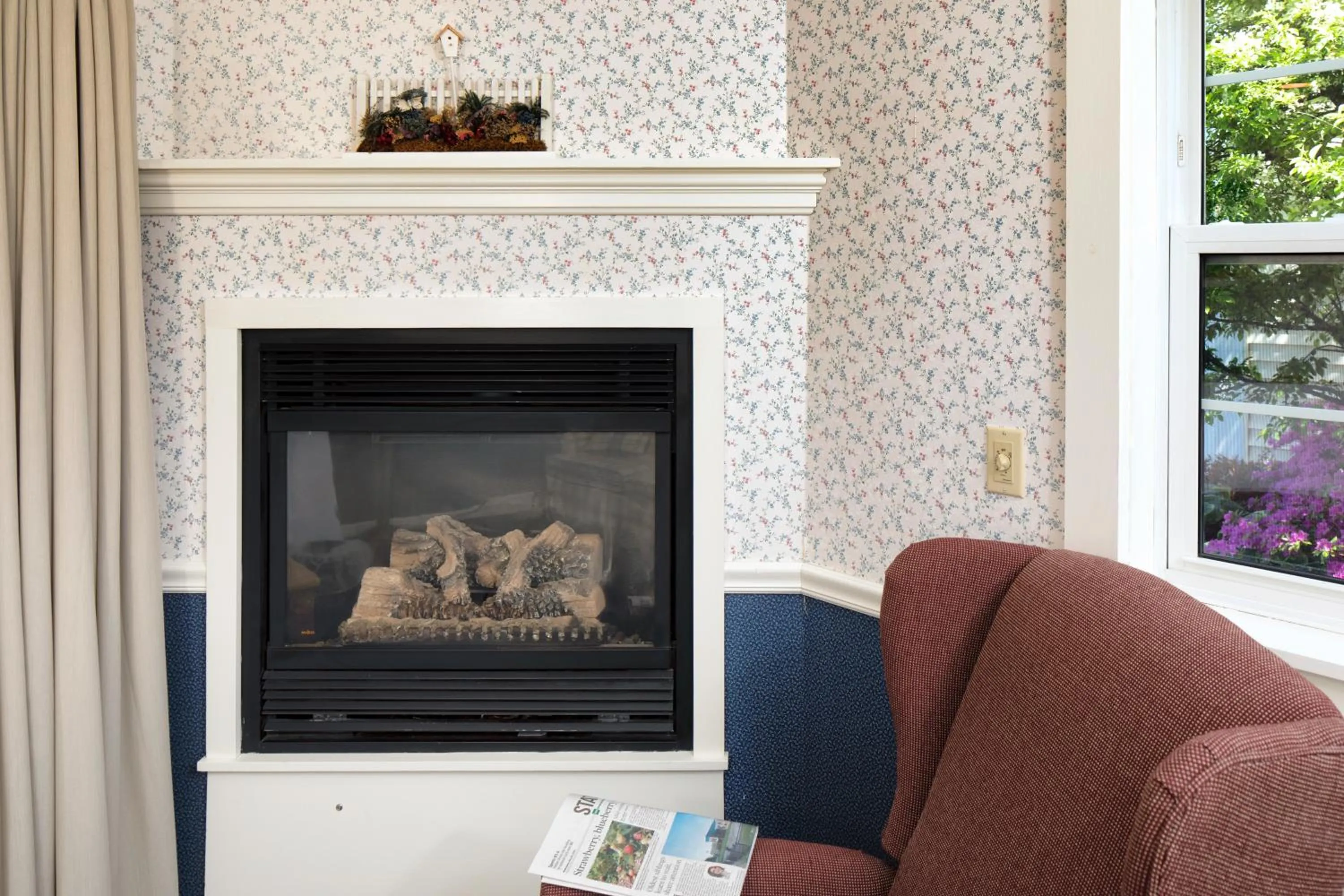 Decorative detail in Country Inn at Camden Rockport