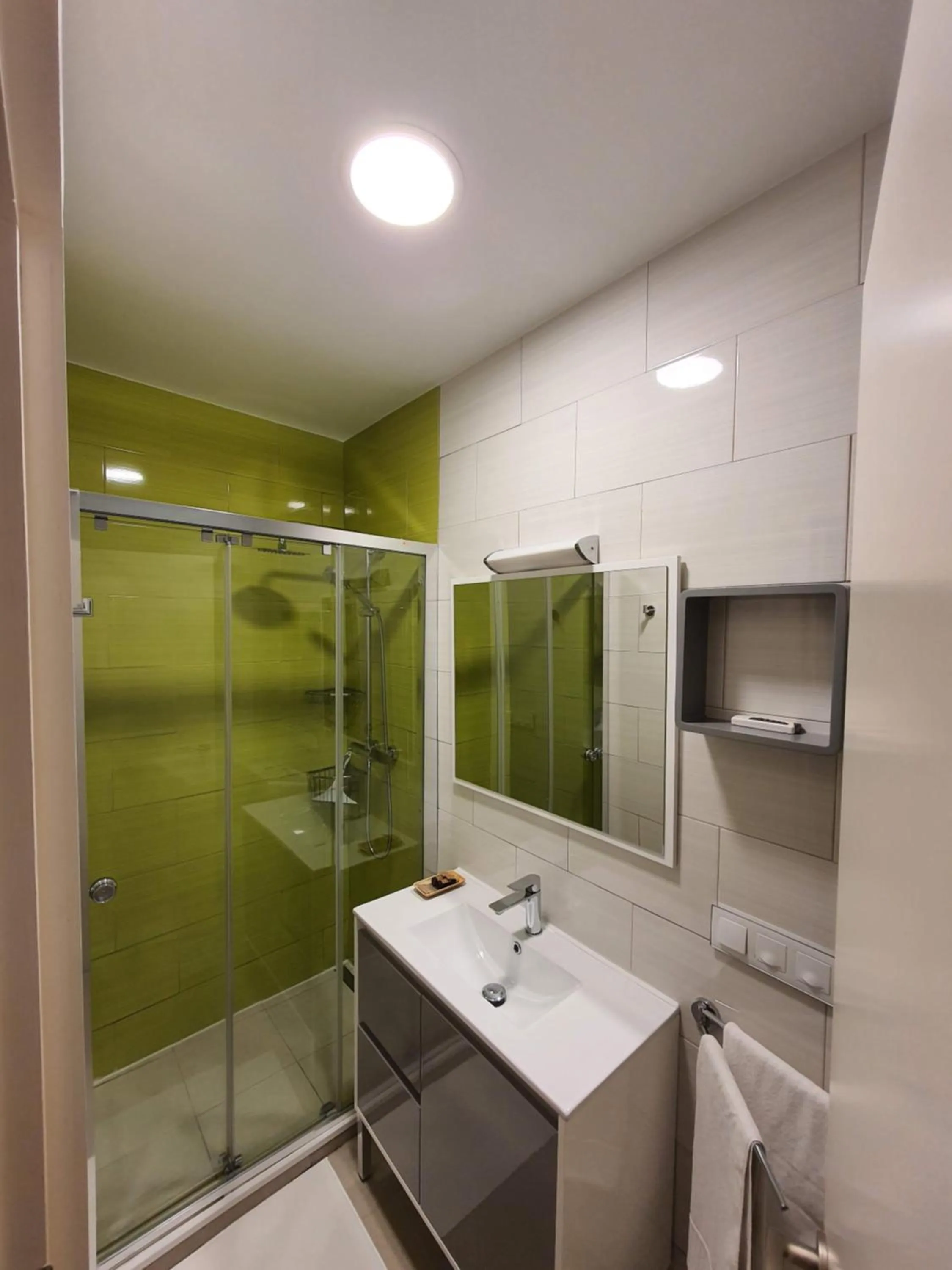 Bathroom in Can Costals Cerezo