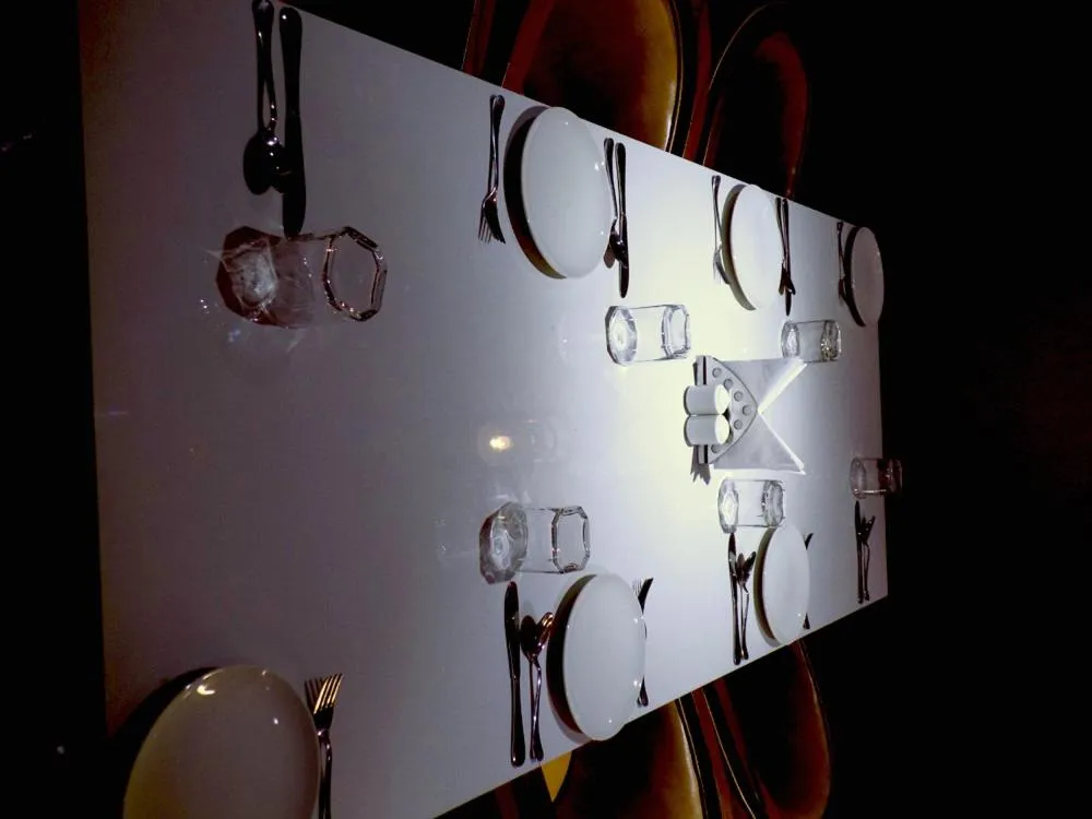 Restaurant/places to eat in Hotel BMD The Grand