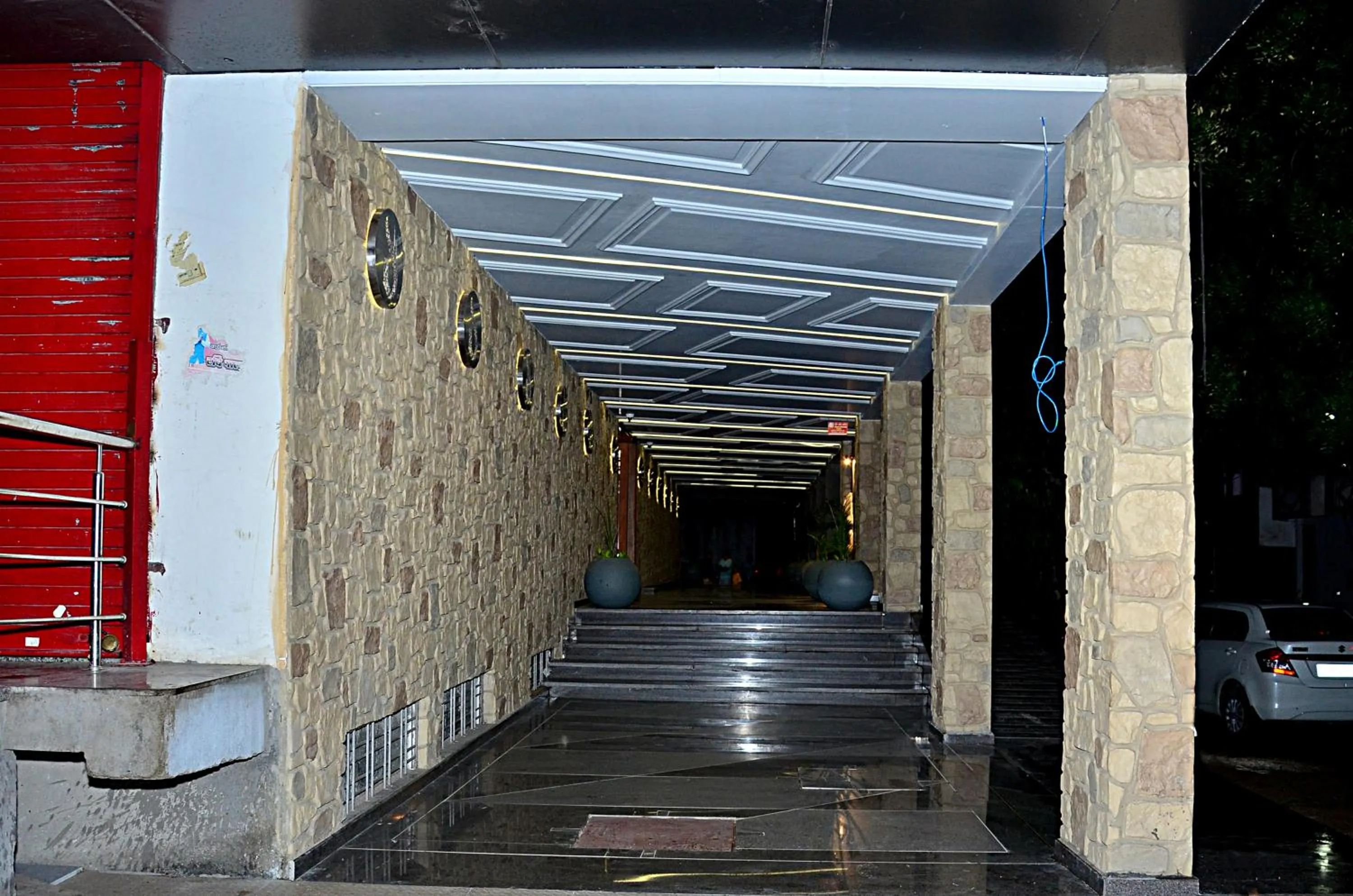 Facade/entrance in Hotel BMD The Grand