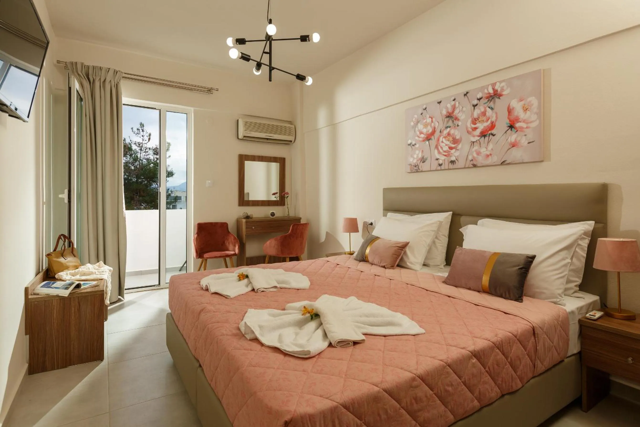 Bed in Asterion Luxury Studios Airport