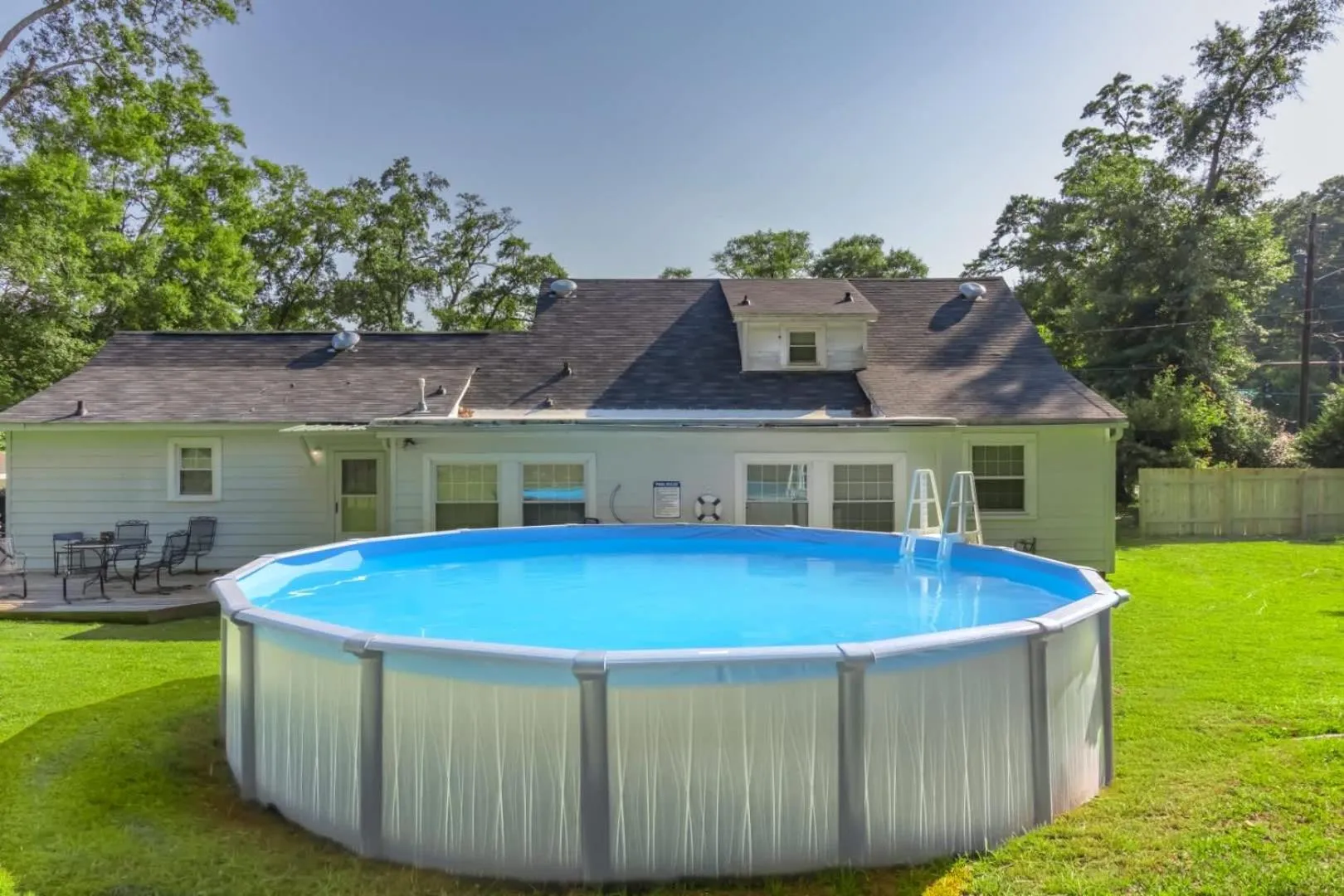 Near Fort Moore & Downtown - Our White House