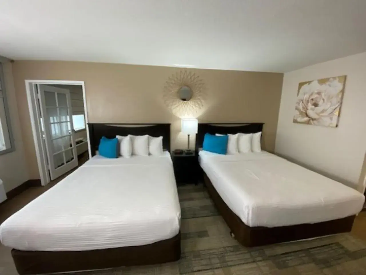 Suite with One Bathroom in Stanford Inn & Suites Anaheim Suite with One Bathroom in Stanford Inn & Suites Anaheim