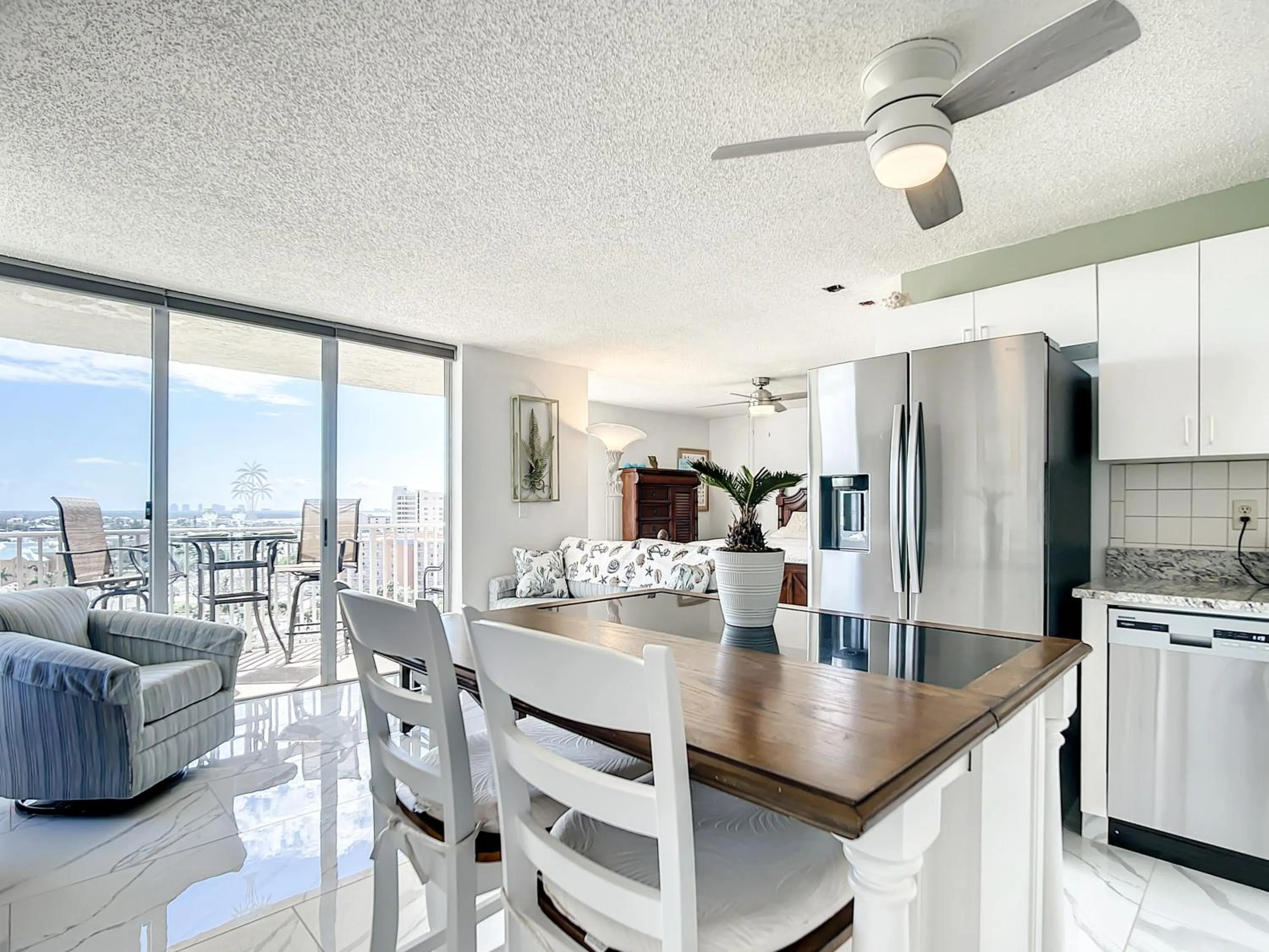 dishwasher in Welcome To The Paradise