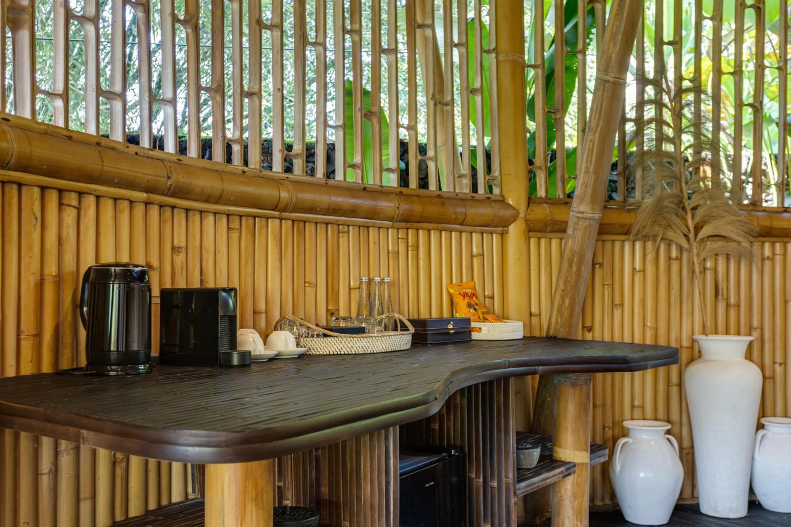 Coffee/tea facilities in Eco Six Bali