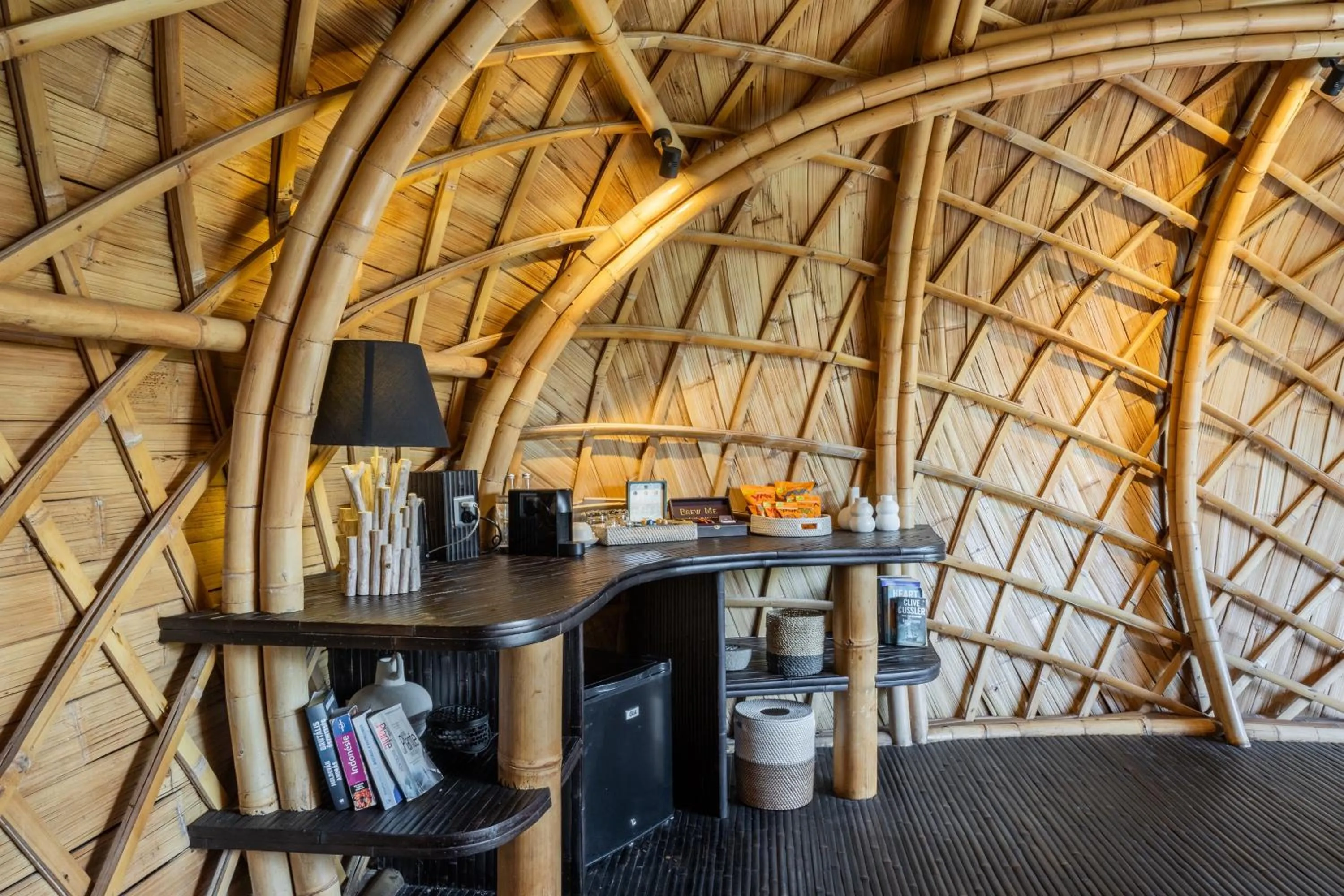 Coffee/tea facilities in Eco Six Bali