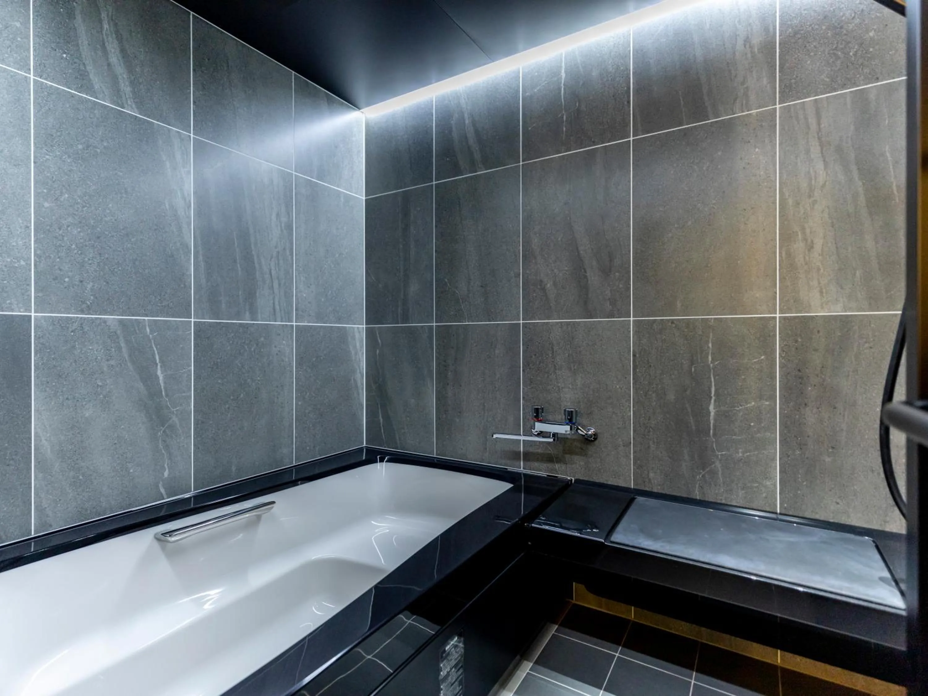 Shower in Tabist kiki HOTEL KYOTO Sanjo Takakura