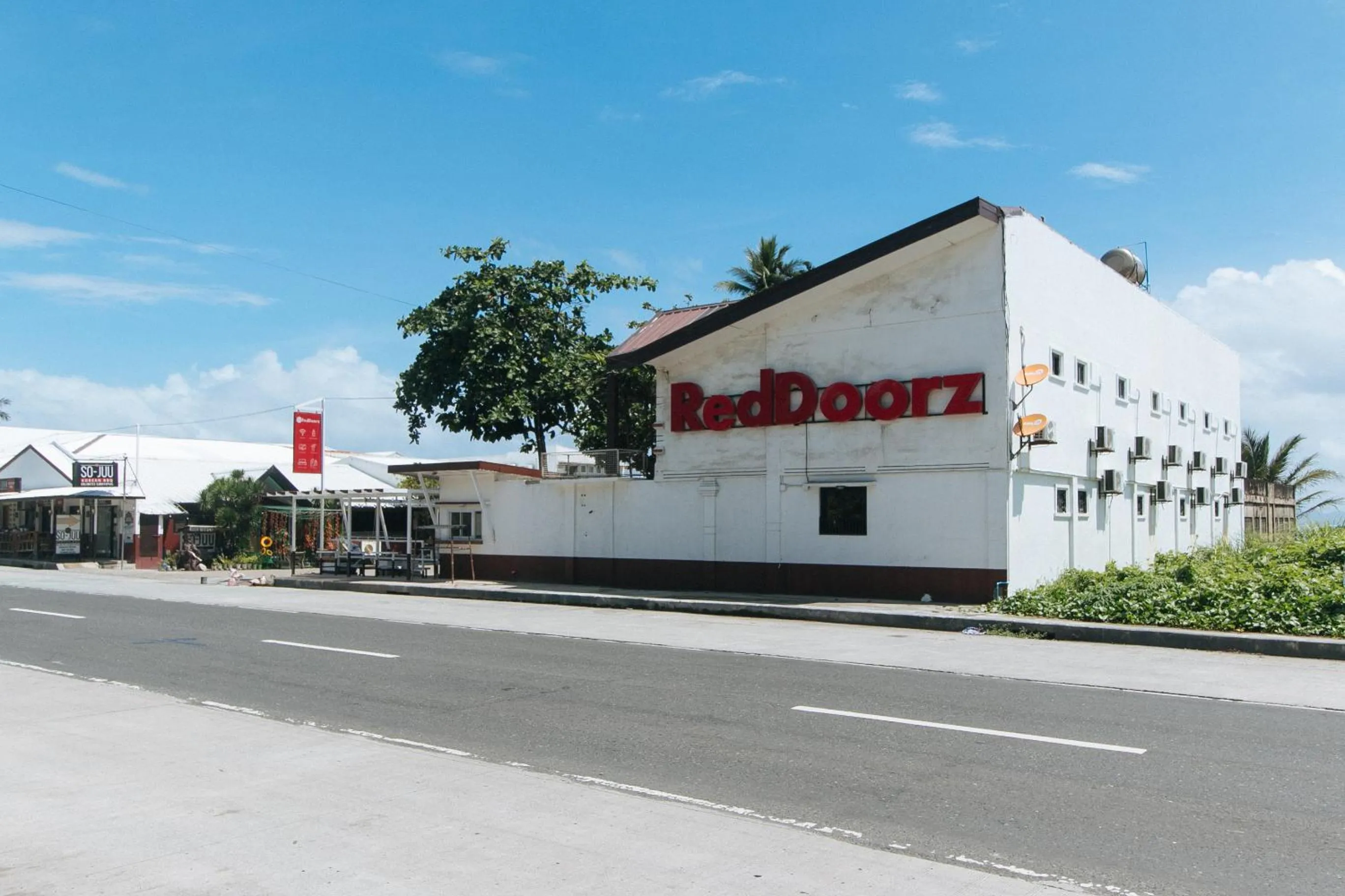 Property building in RedDoorz at La Sefa Hotel and Resort Atimonan