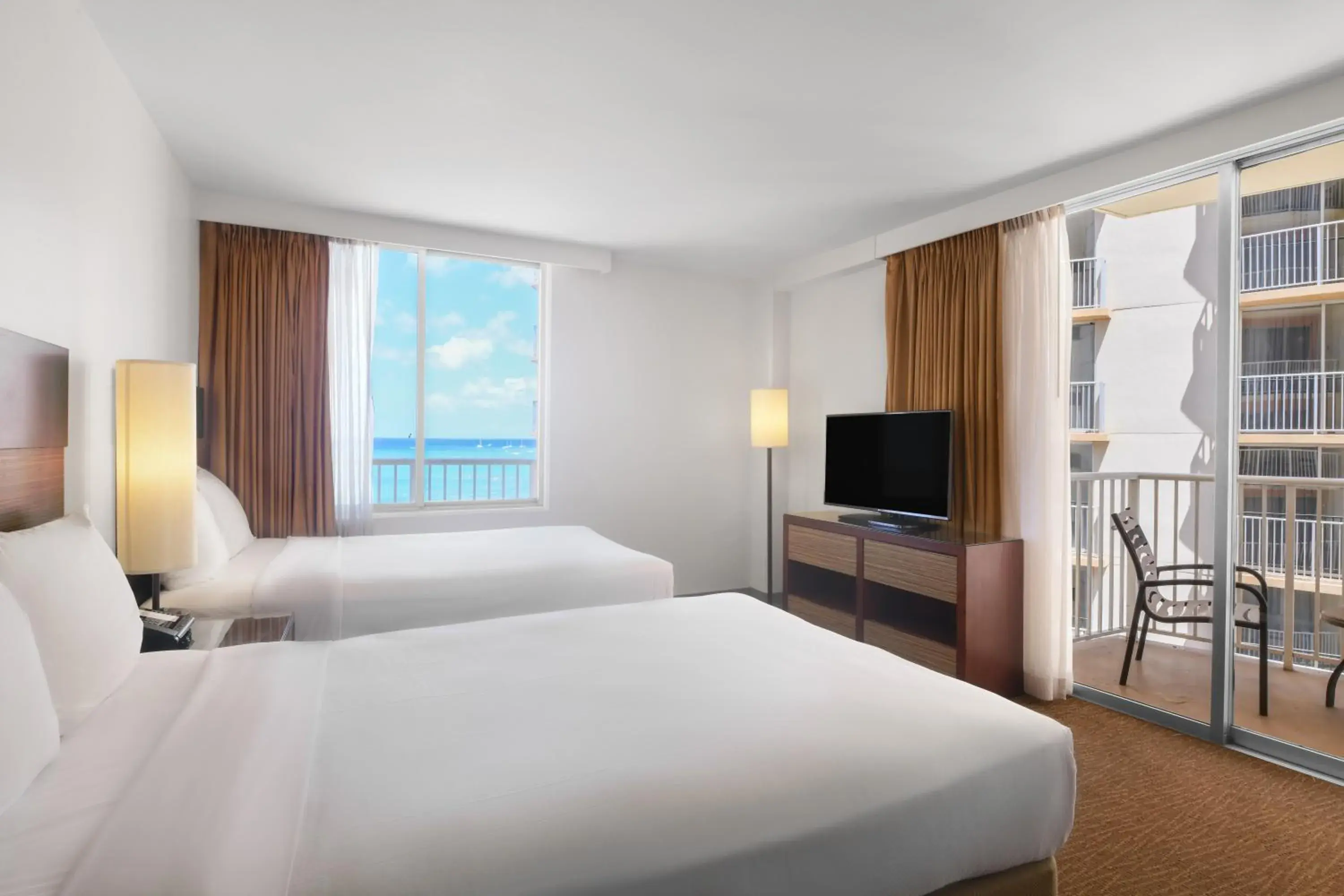 Partial Ocean View Two Doubles in Park Shore Waikiki Partial Ocean View Two Doubles in Park Shore Waikiki