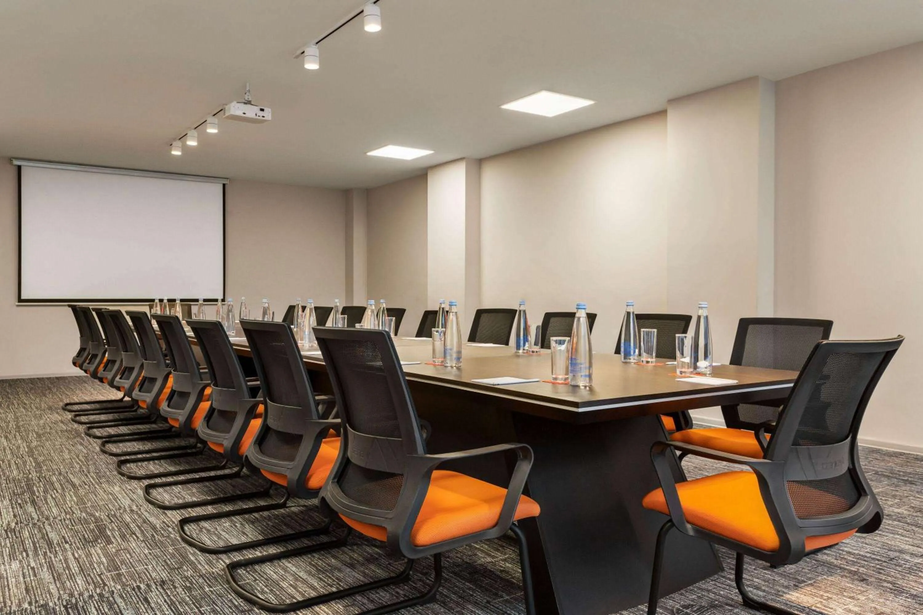 Meeting/conference room in Ramada by Wyndham Tbilisi Old City