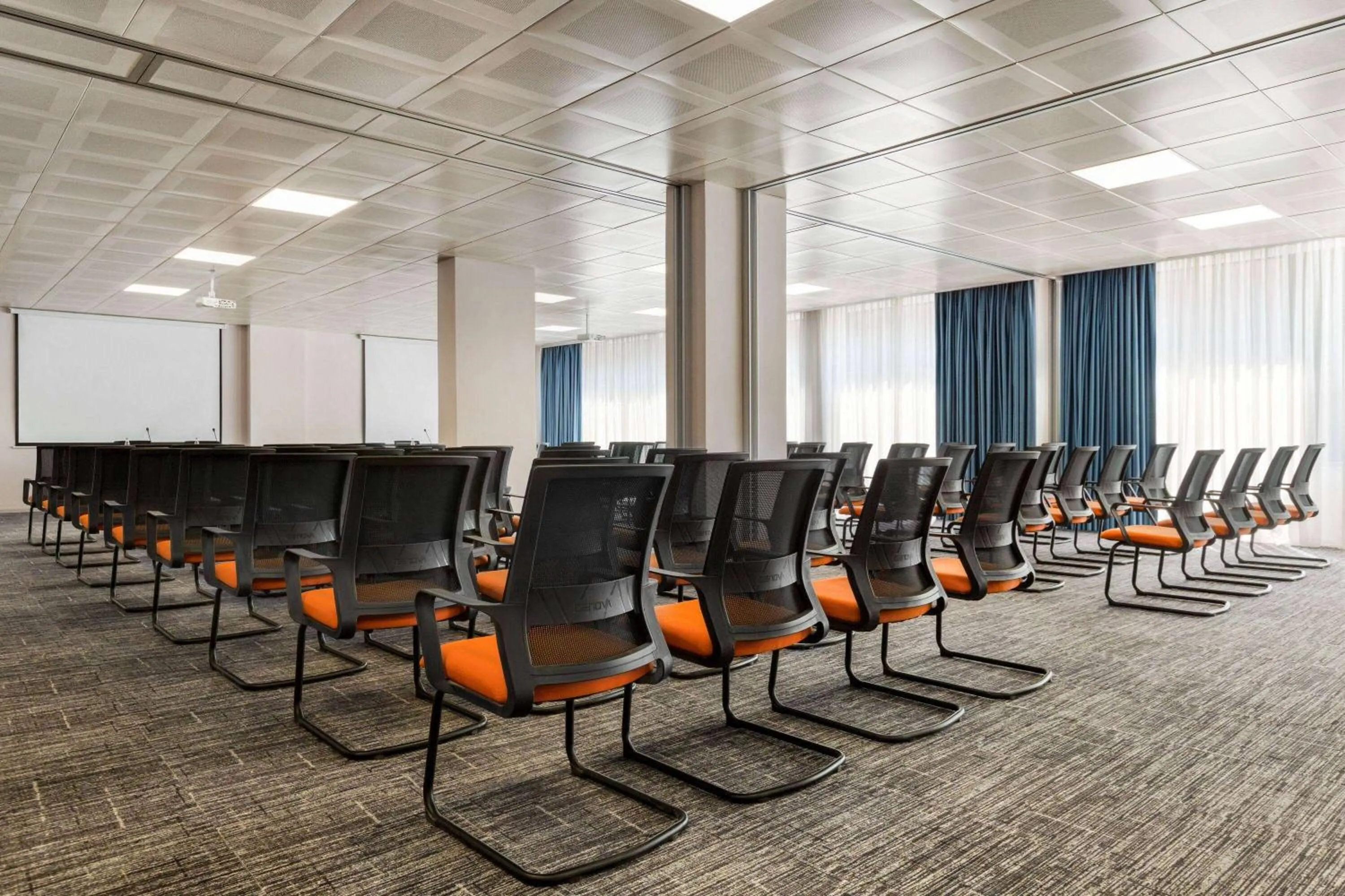 Meeting/conference room in Ramada by Wyndham Tbilisi Old City