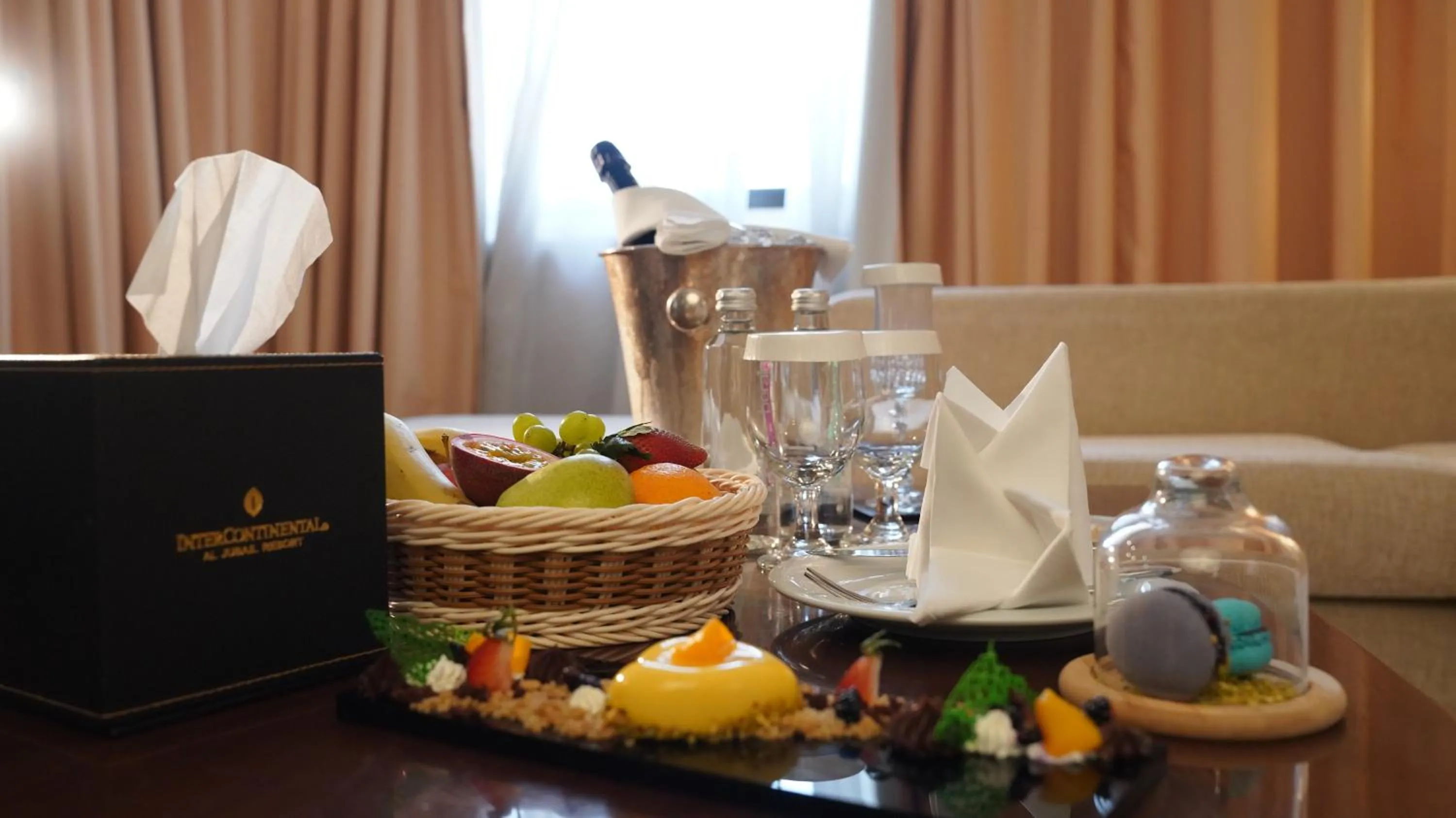 Food and drinks in InterContinental Al Jubail Resort