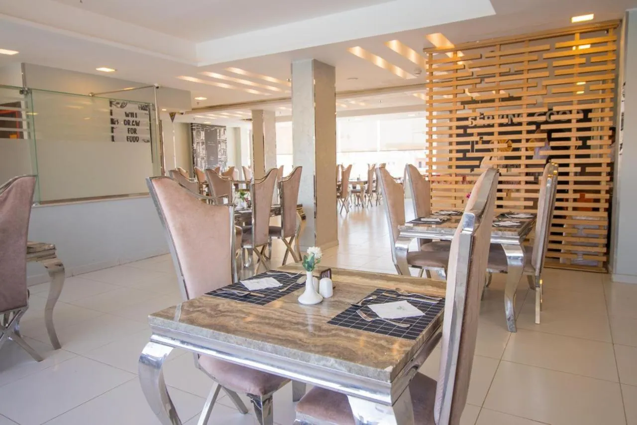 Restaurant/places to eat in Gloria Aqua Park Hotel