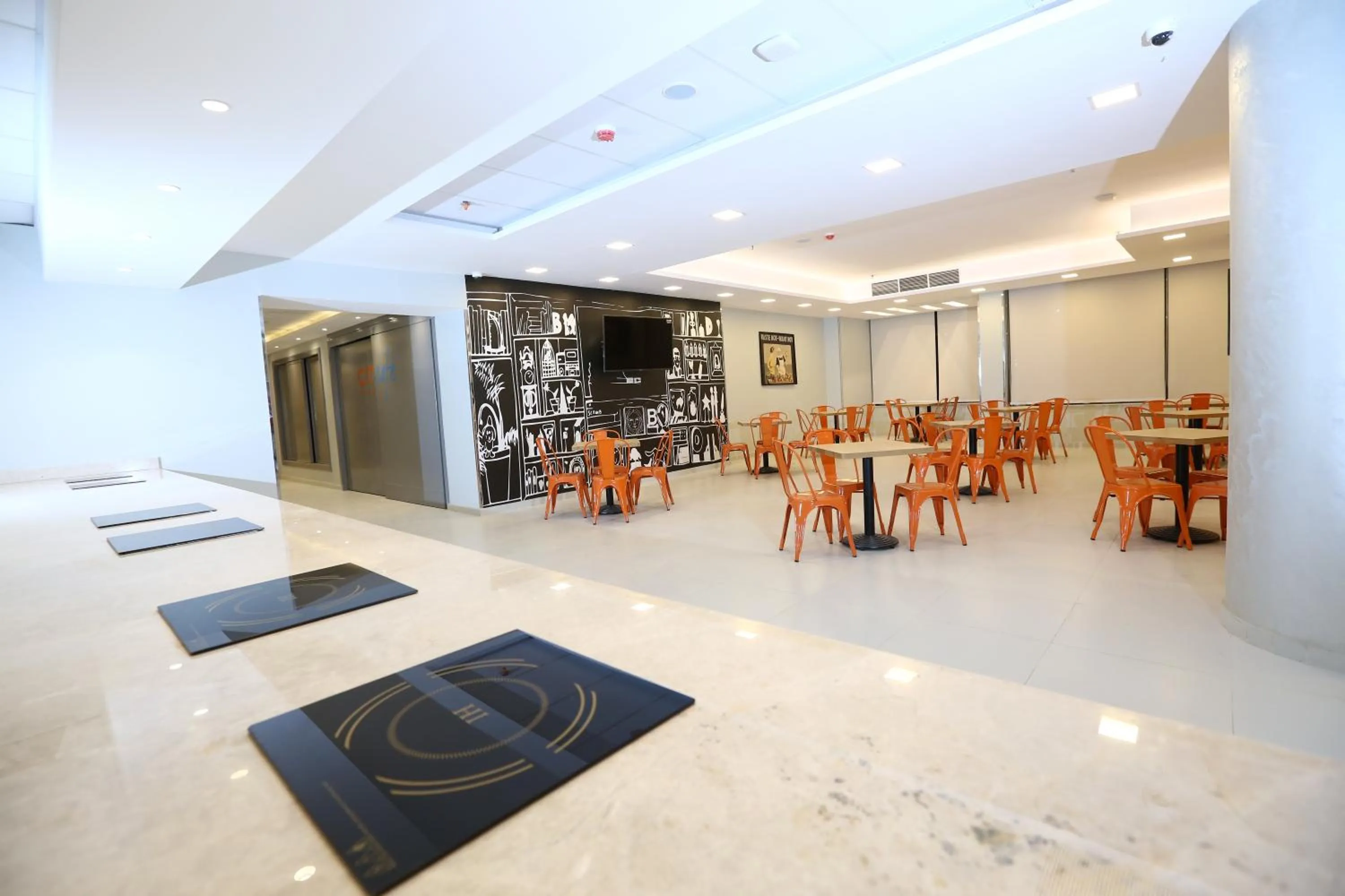 Restaurant/places to eat in Gloria Aqua Park Hotel