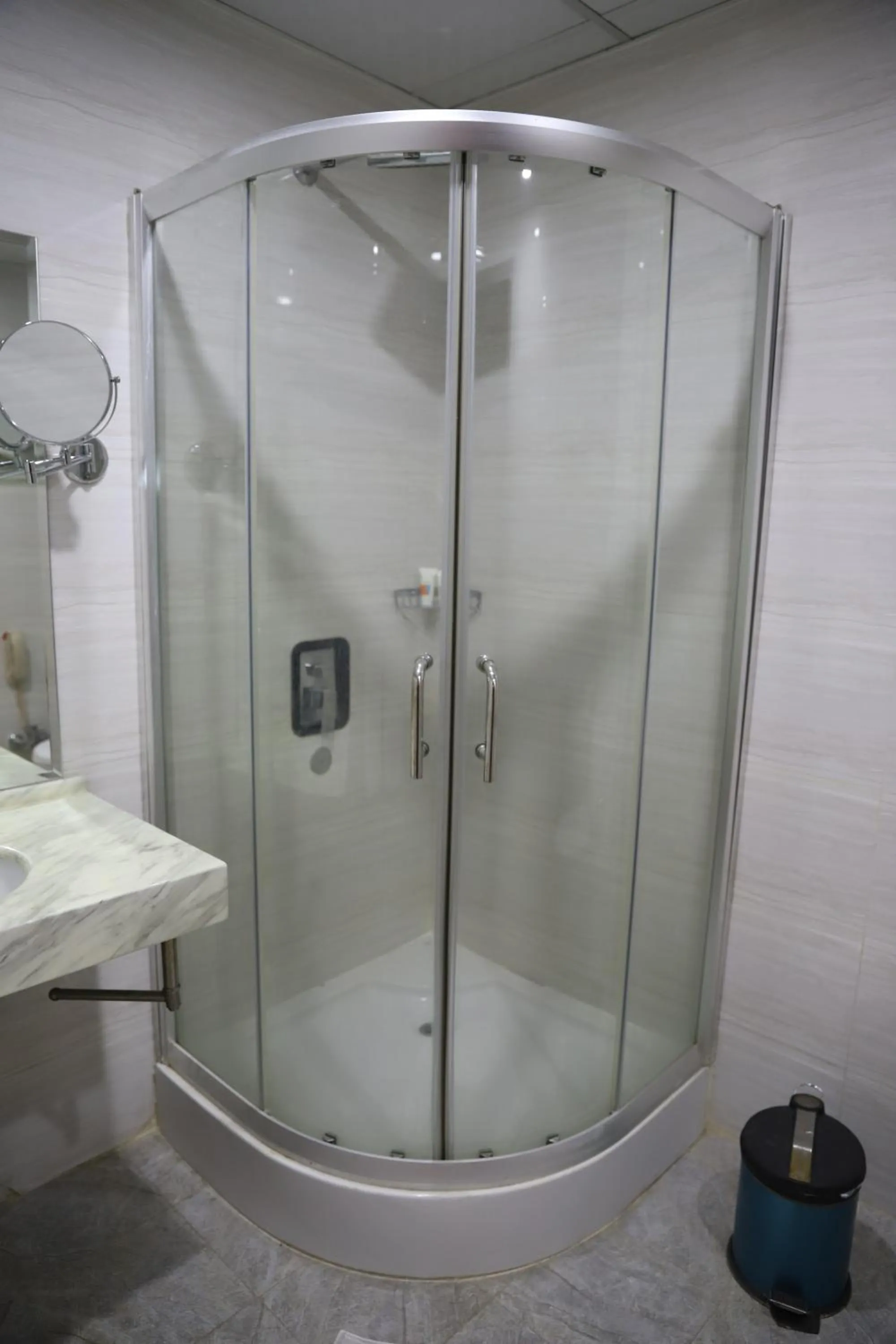 Shower in Gloria Aqua Park Hotel