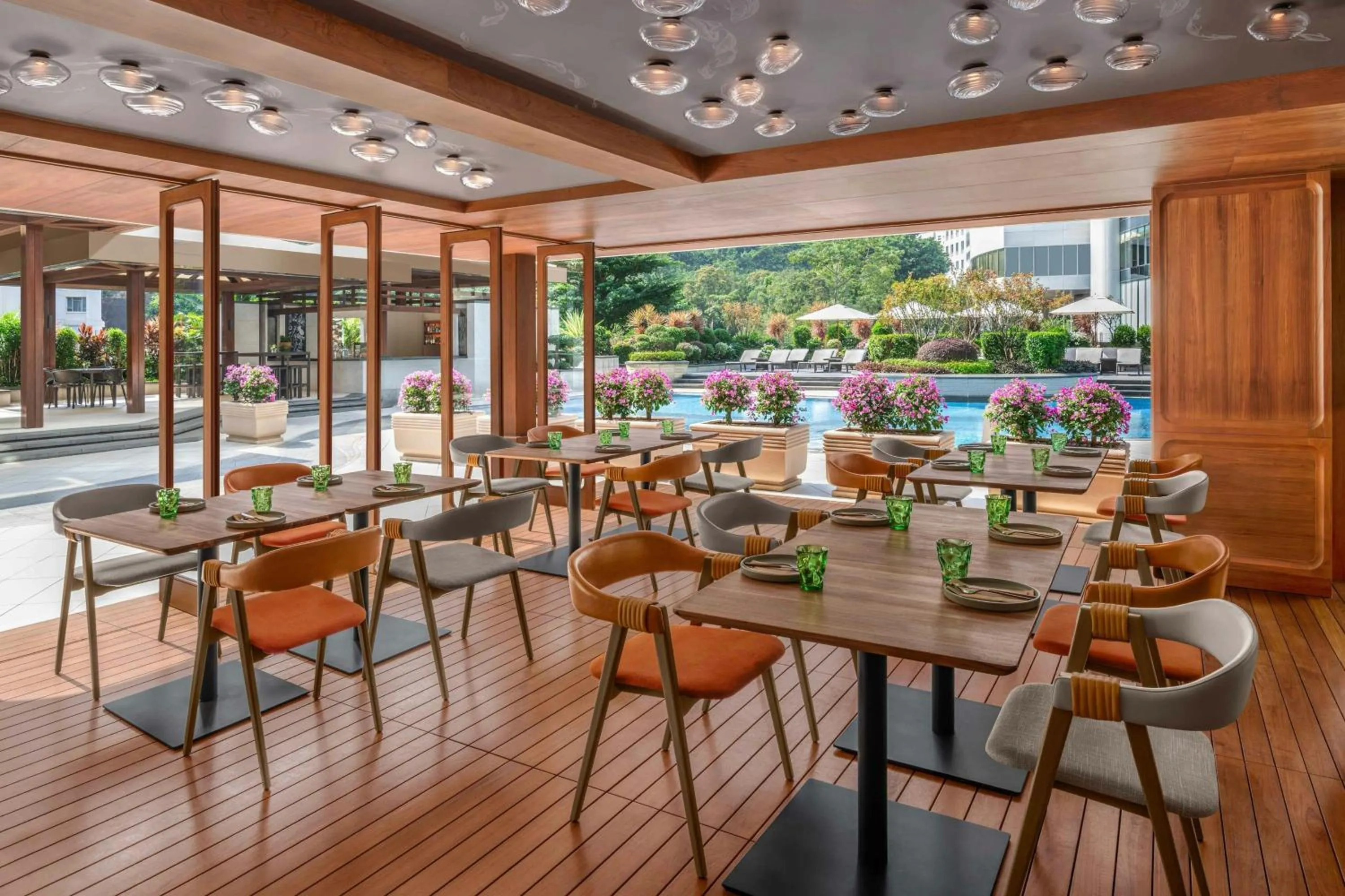 Restaurant/places to eat in JW Marriott Hotel Hong Kong