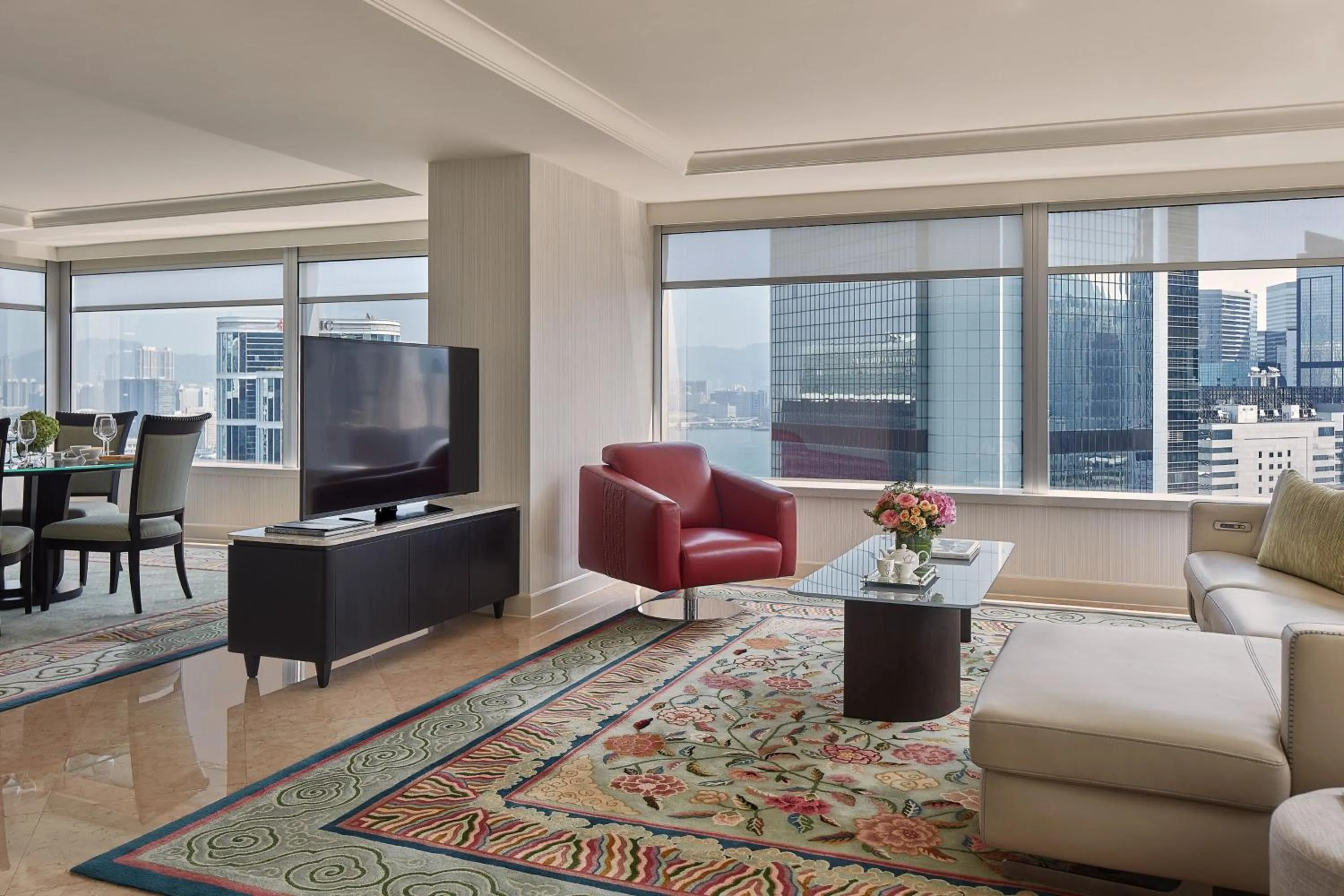 Bedroom in JW Marriott Hotel Hong Kong
