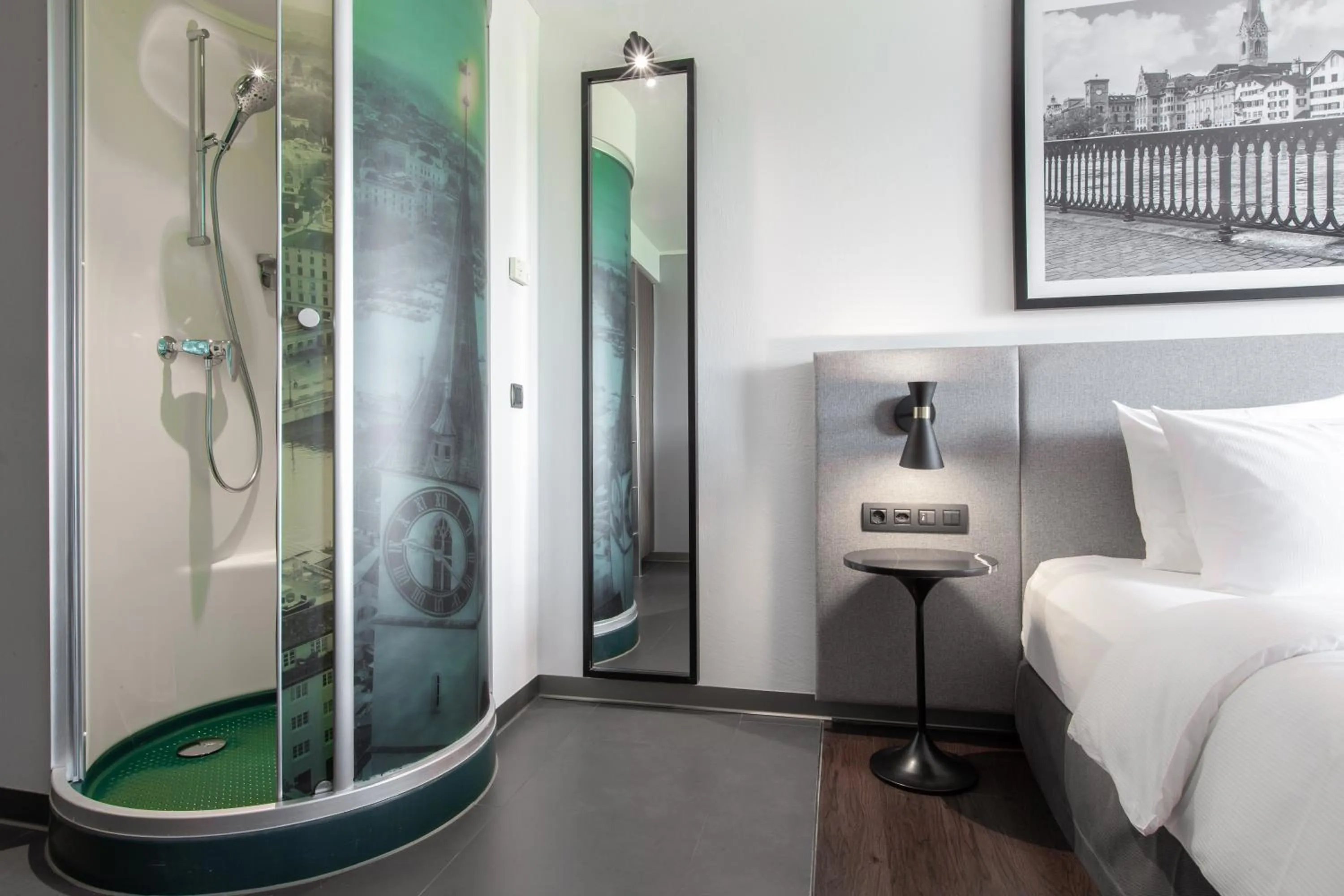 Shower, Bed in Radisson Hotel Zurich Airport