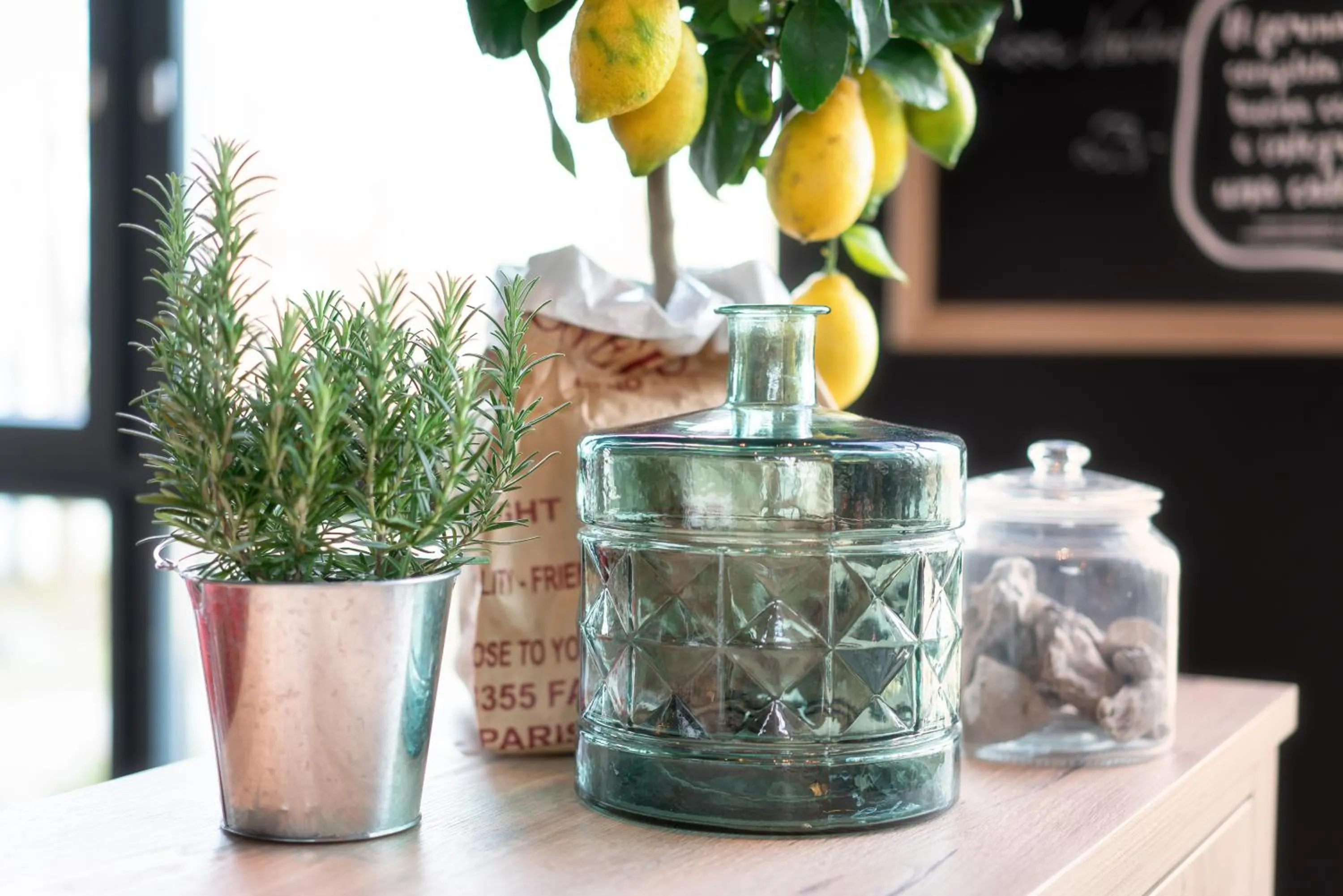 Restaurant/places to eat in Radisson Hotel Zurich Airport