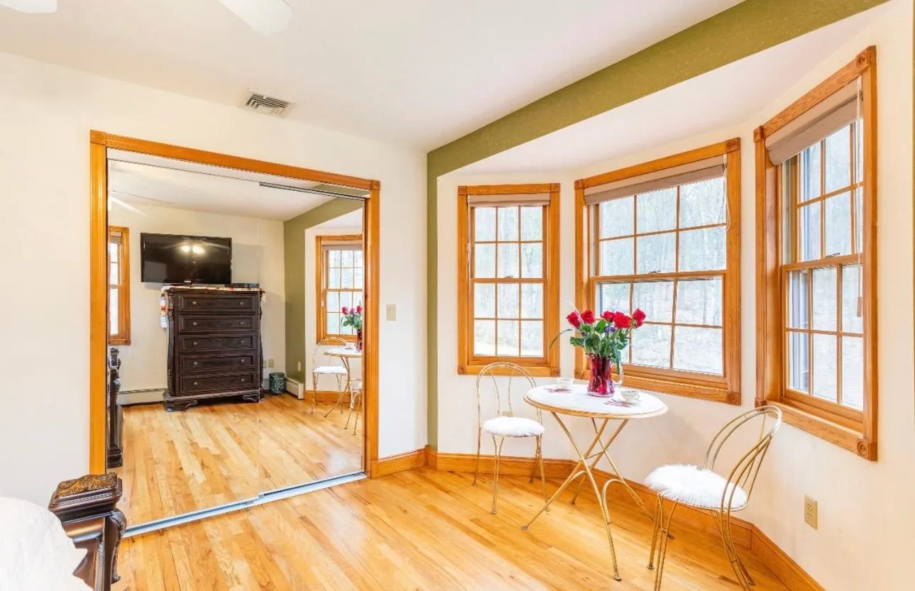 Villa Verde B&B, Greenwood Lake, NY