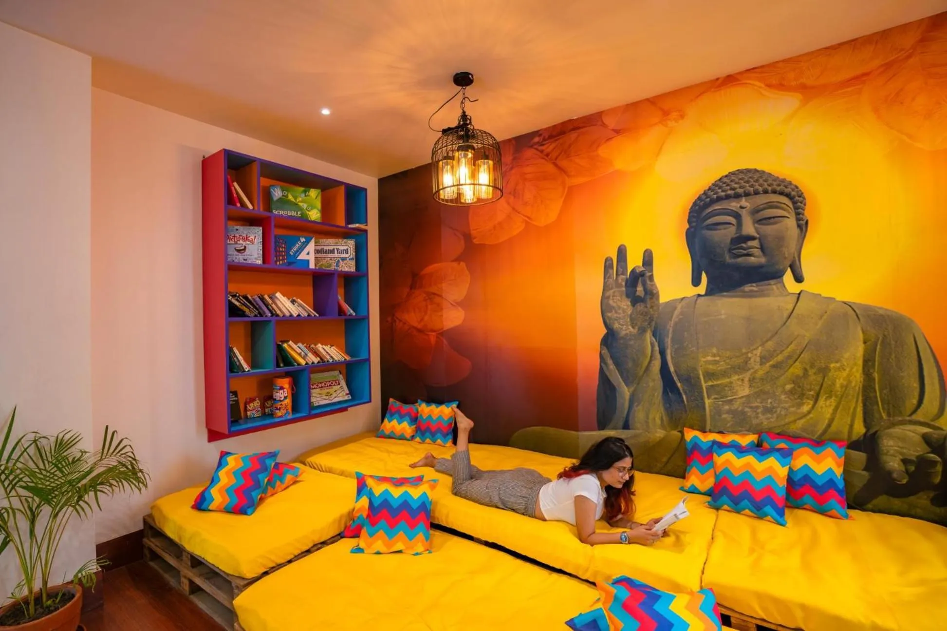 Seating area in goSTOPS Rishikesh, Lakshman Jhula