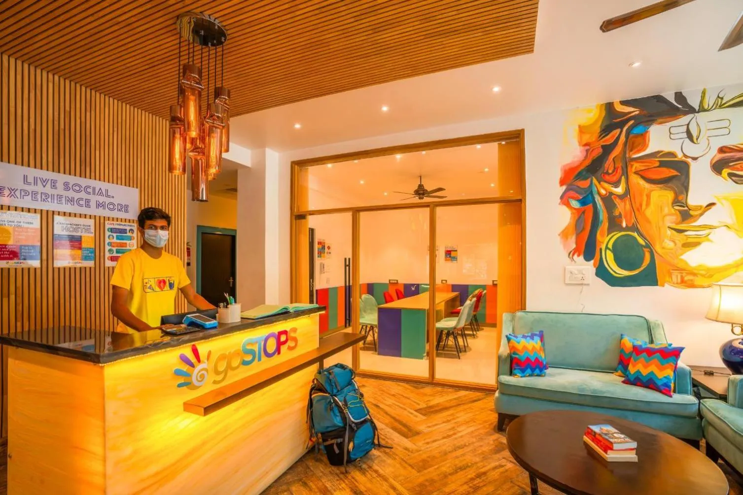 Lobby or reception in goSTOPS Rishikesh, Lakshman Jhula