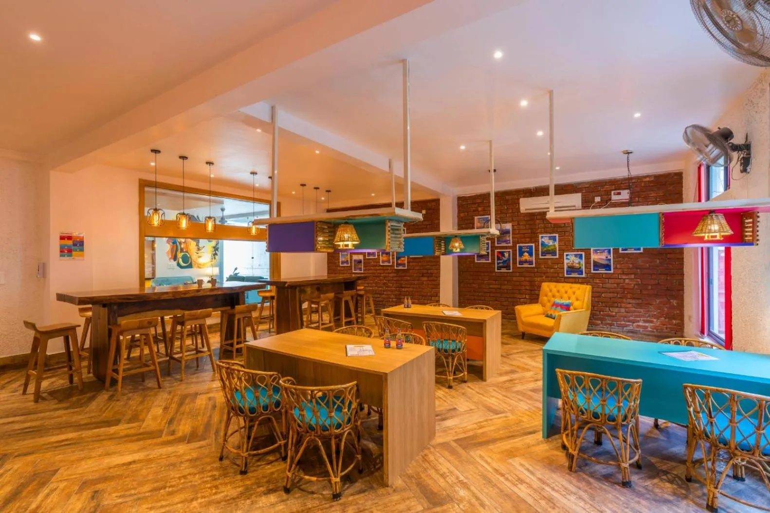 Seating area in goSTOPS Rishikesh, Lakshman Jhula