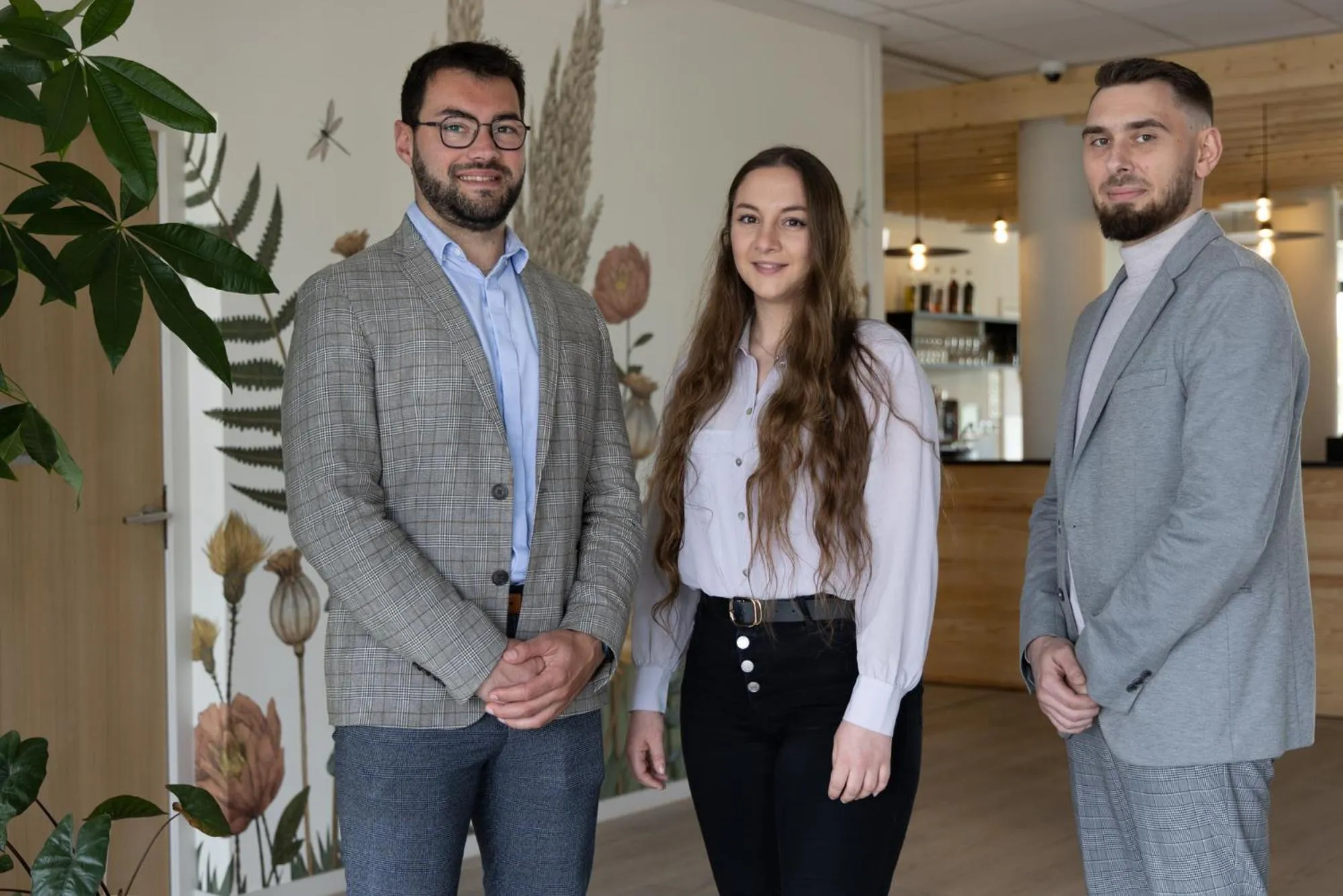 Staff in The Originals City, Hôtel Le Relais des Deux Mers, Marmande Sud