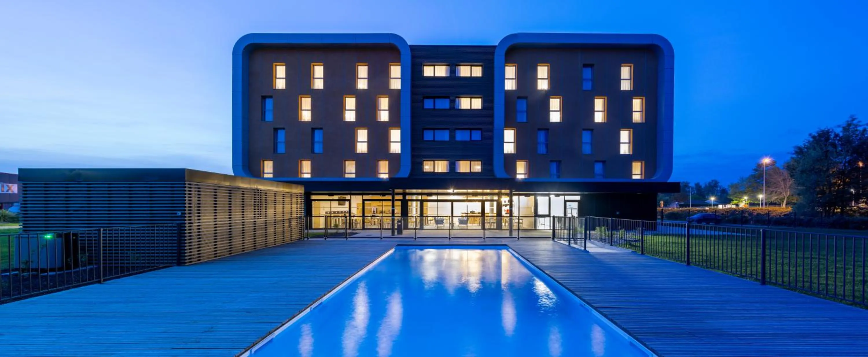 Property building in The Originals City, Hôtel Le Relais des Deux Mers, Marmande Sud