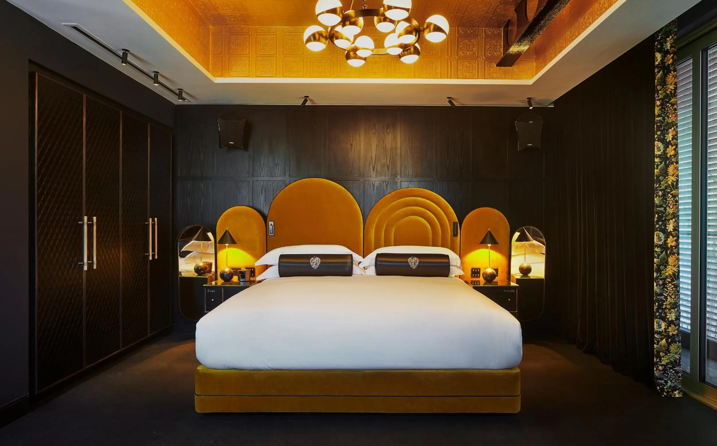 Bed in Chateau Denmark London