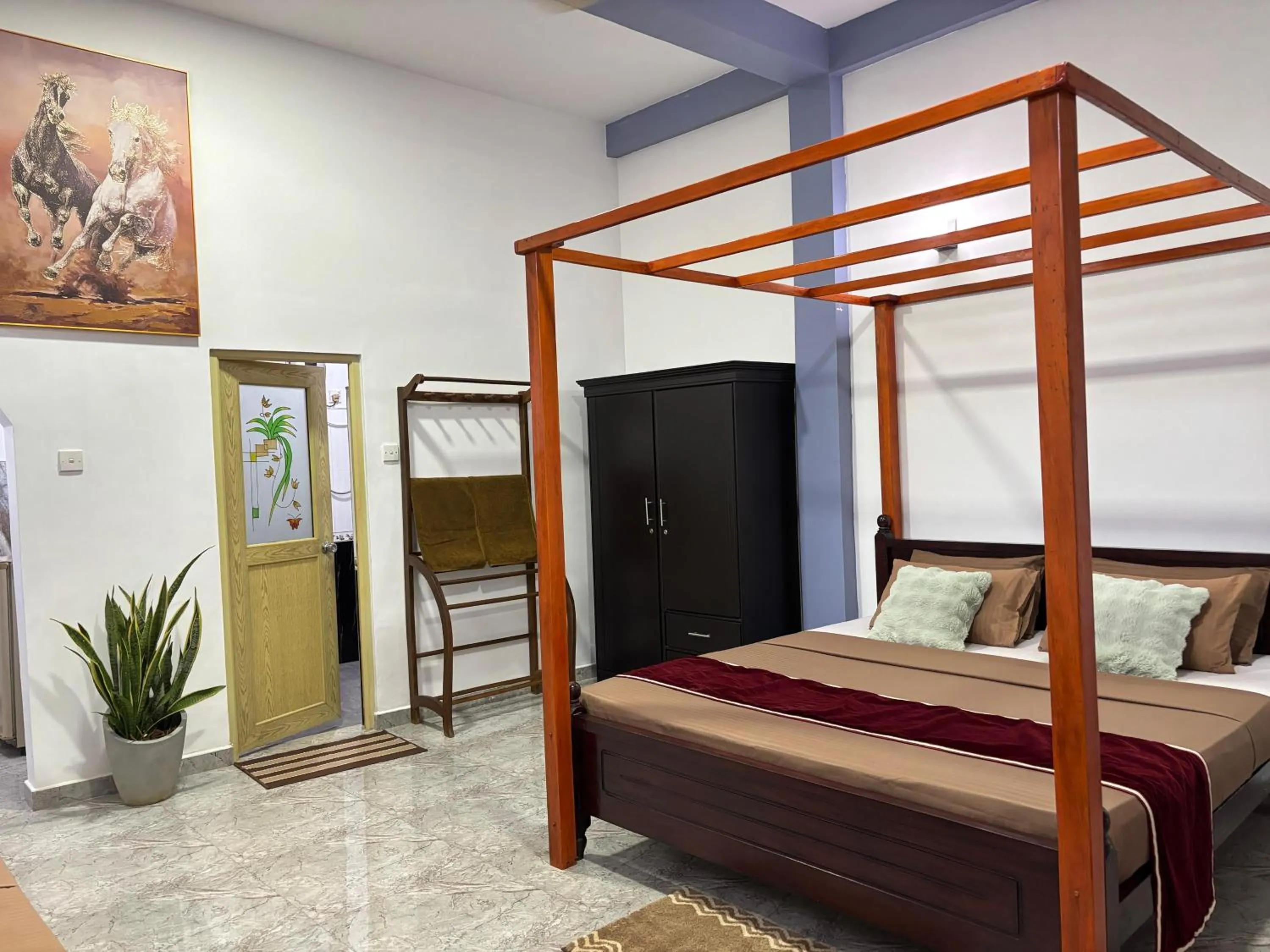 Bed in Kismet Rest Mirissa