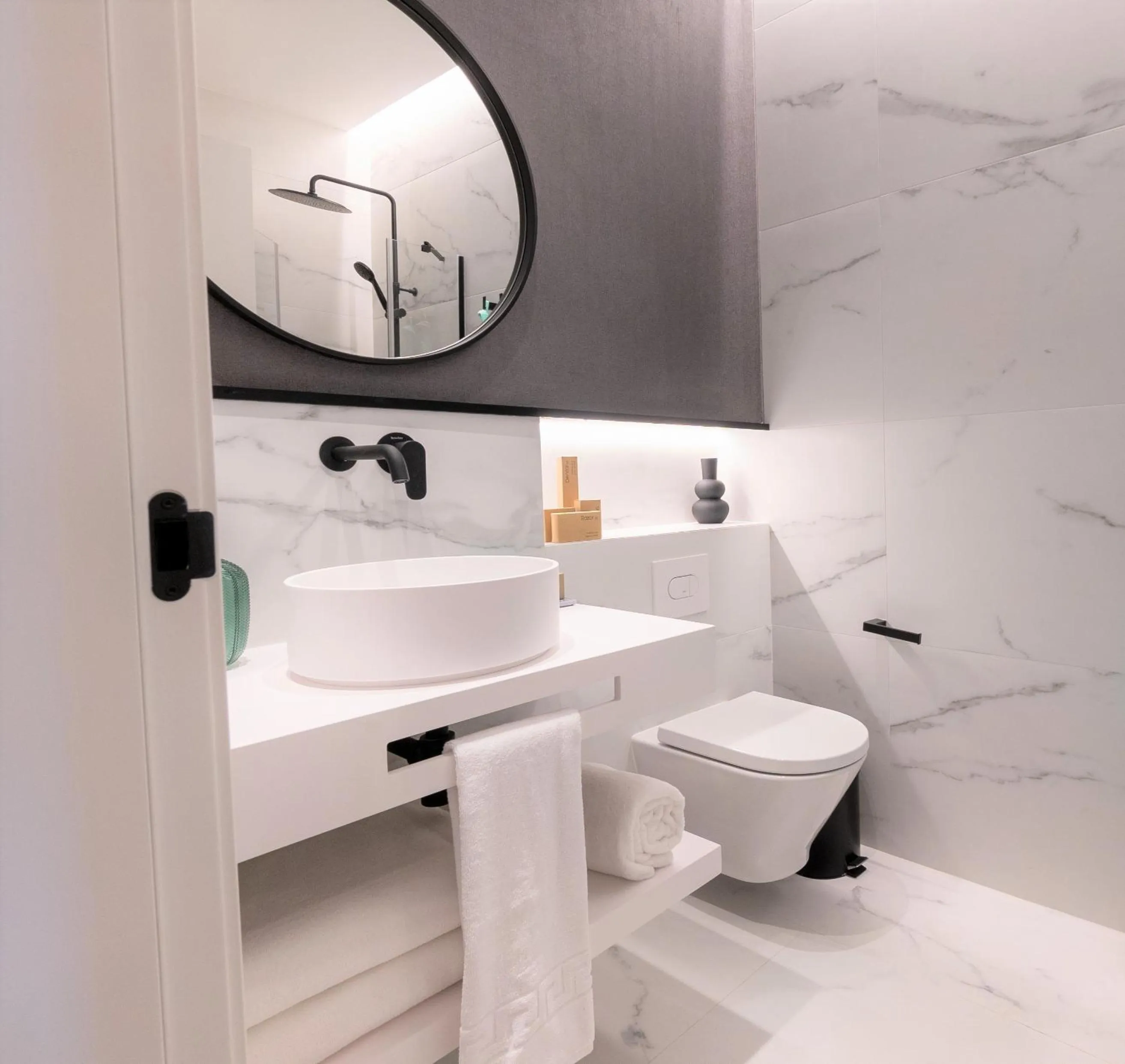 Bathroom in L&H Gran Vía Valencia