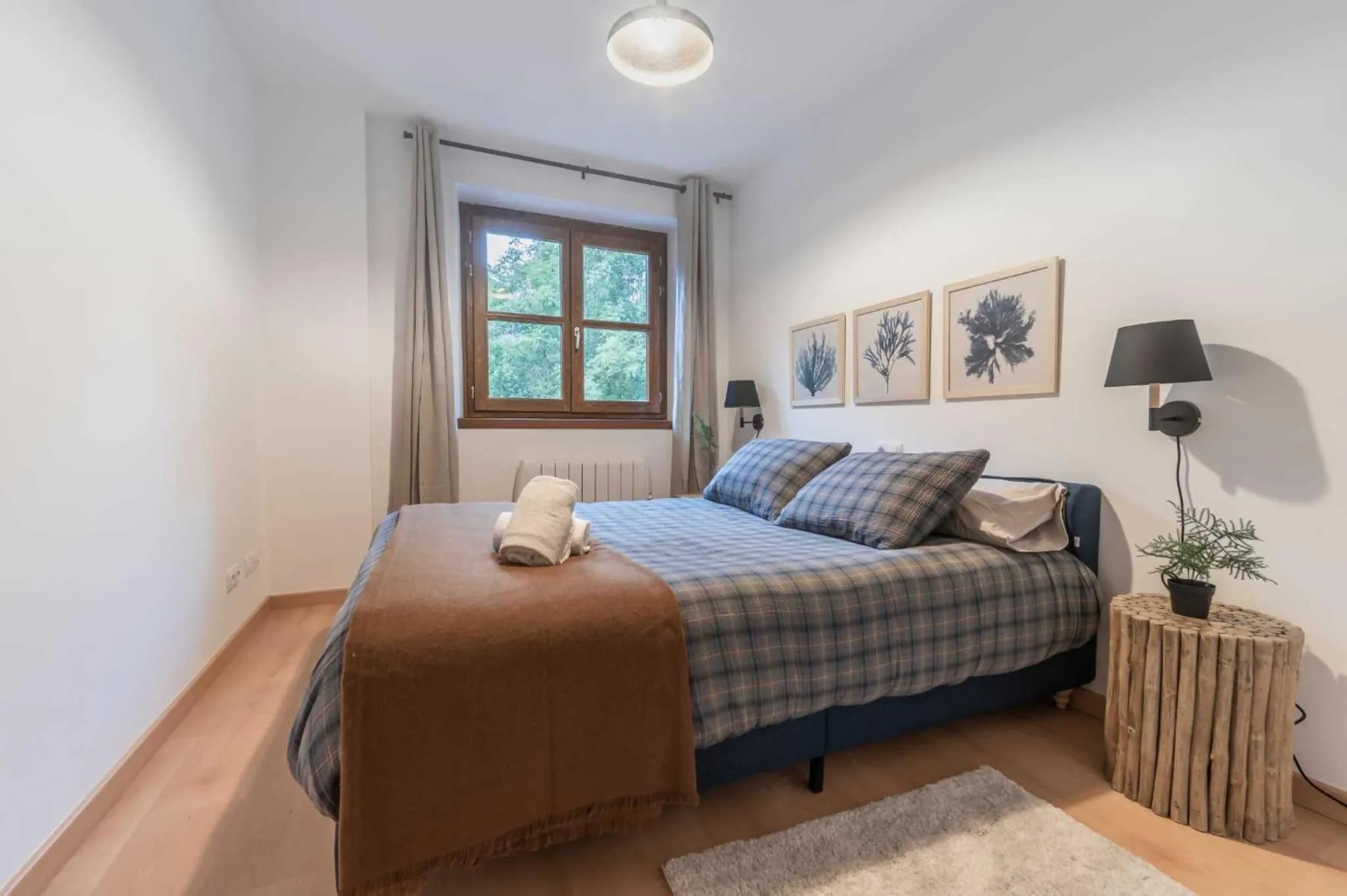 LOIRA CASA SANCHINES: Cálido dúplex en Benasque