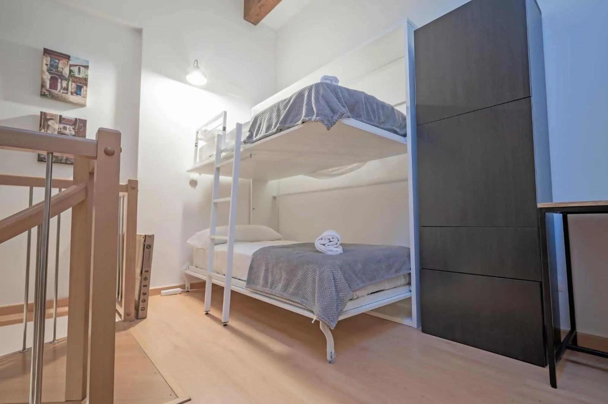 LOIRA CASA SANCHINES: Cálido dúplex en Benasque