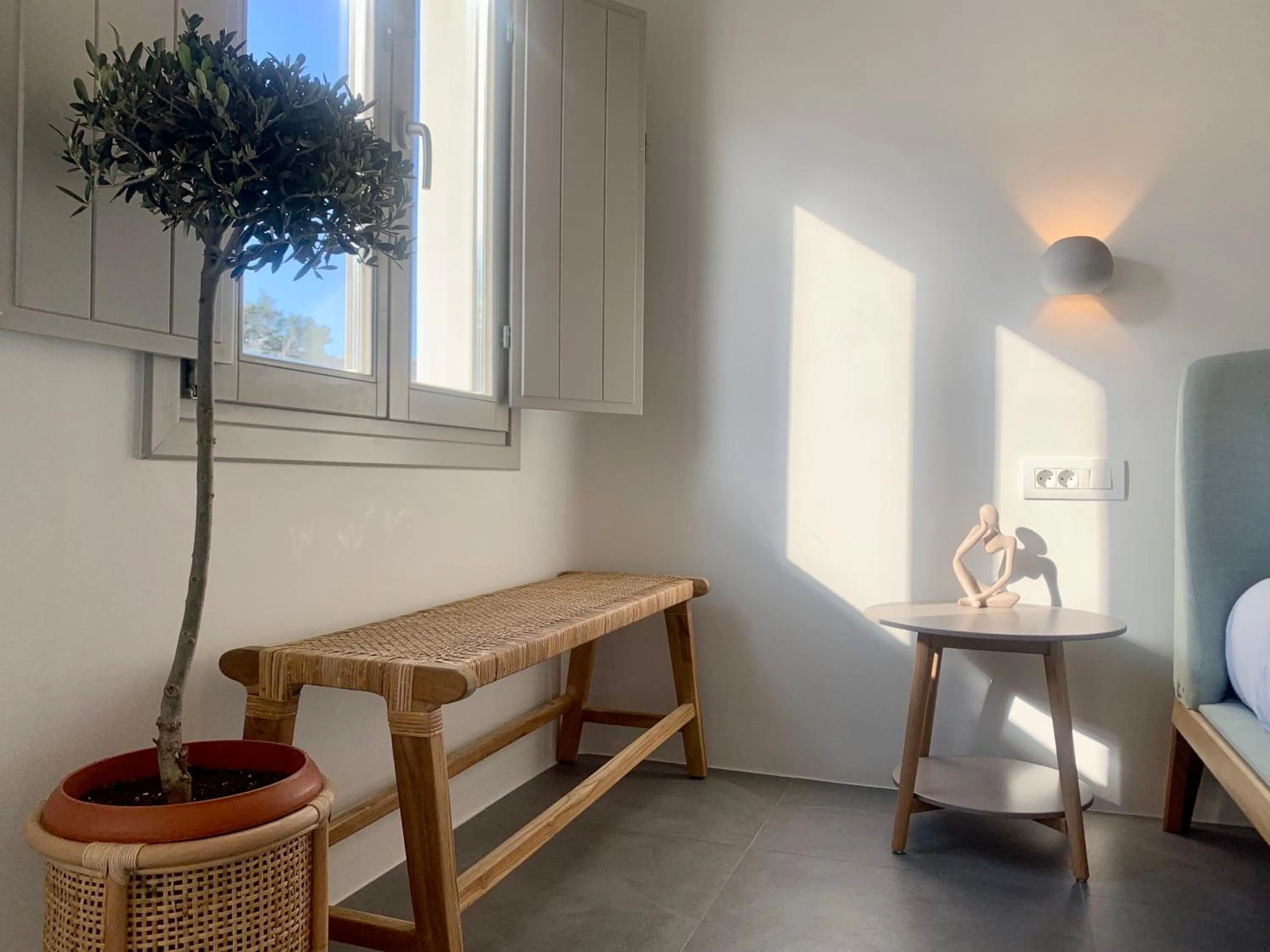 Mod Santorini Vegan Accommodation