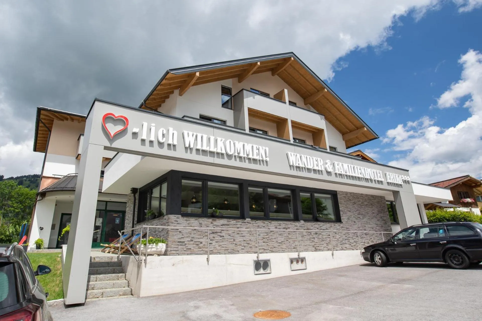 Property building in Wander- und Familienhotel Erika