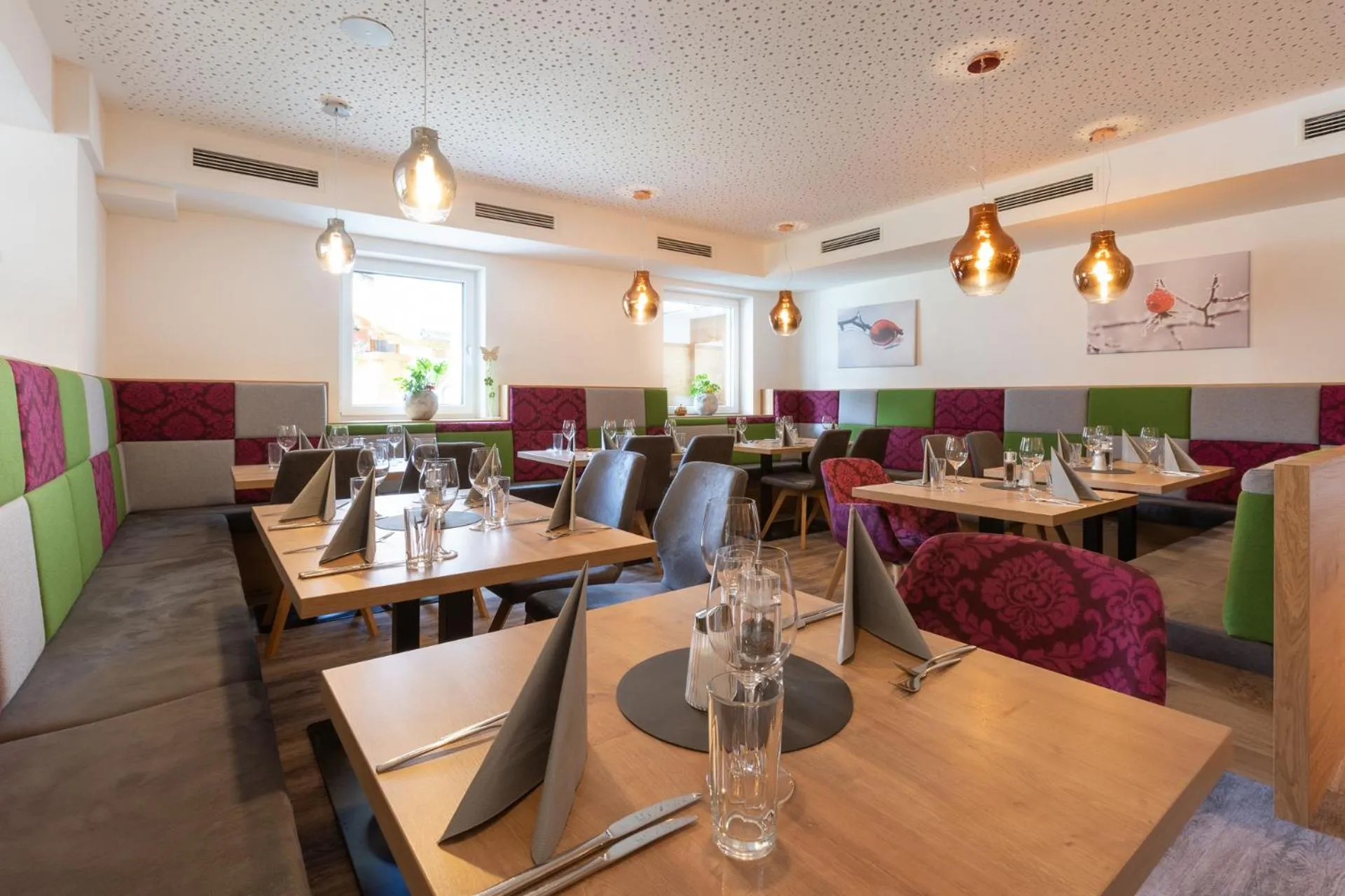 Restaurant/places to eat in Wander- und Familienhotel Erika