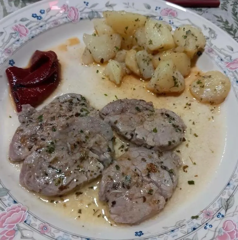 Restaurant/places to eat in Posada Casa Juanes