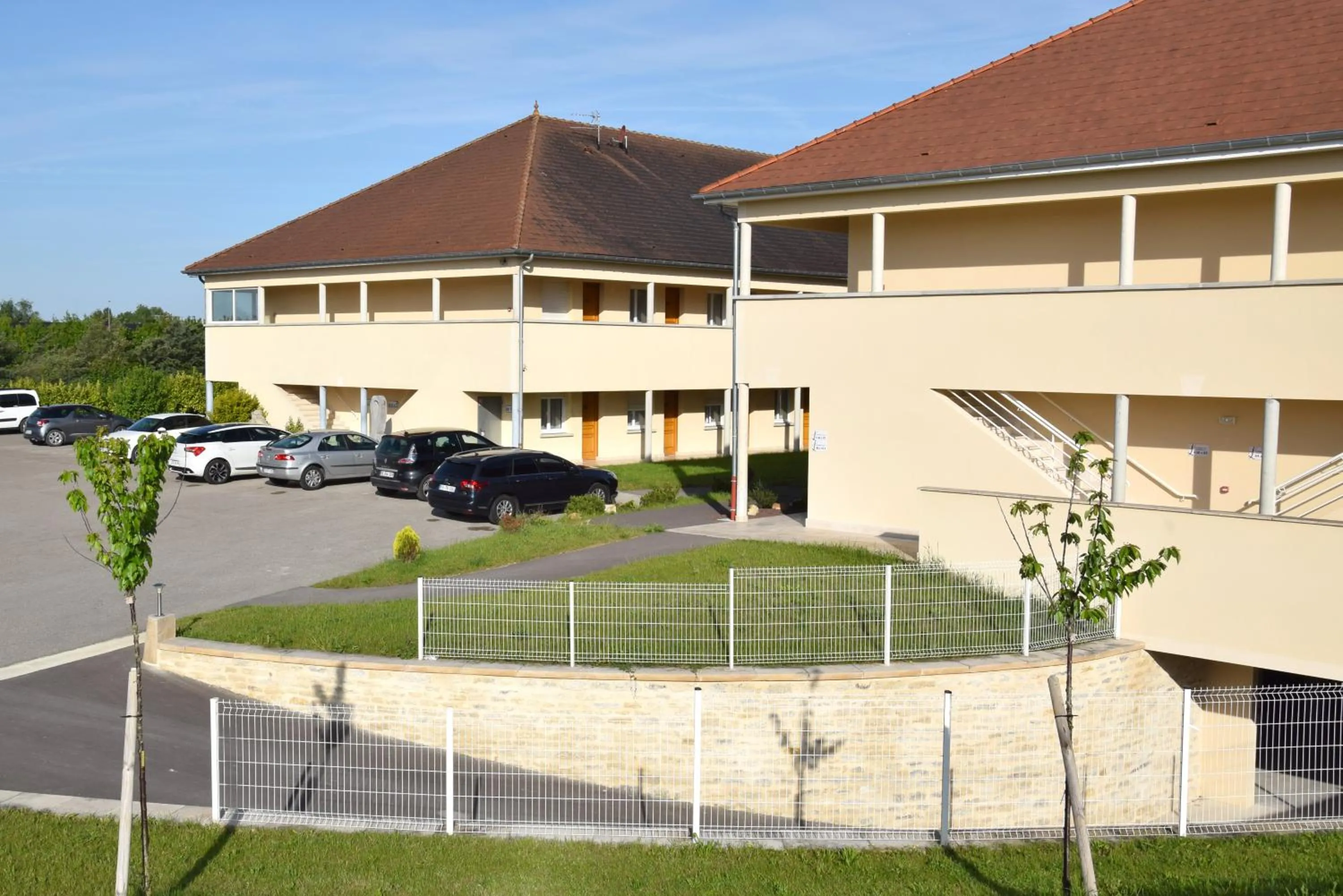 Property building in Logis Des Sources