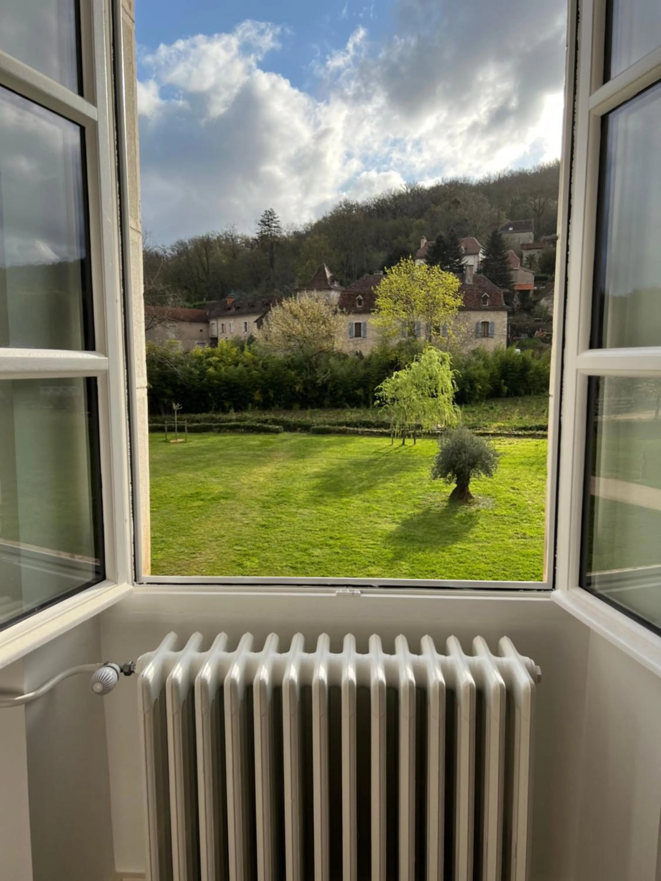 Garden view in NOUBAR