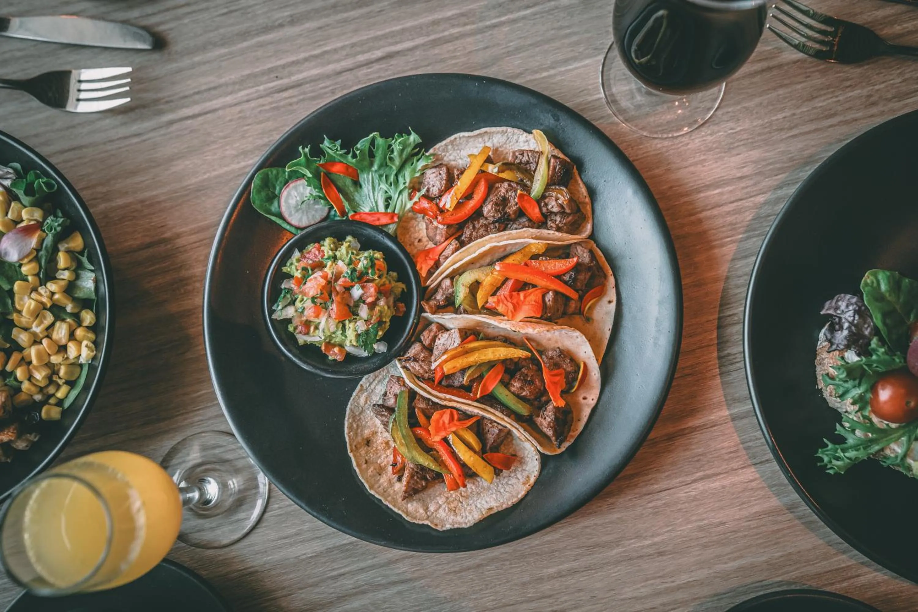 Restaurant/places to eat in AKEN MIND Mérida Hotel