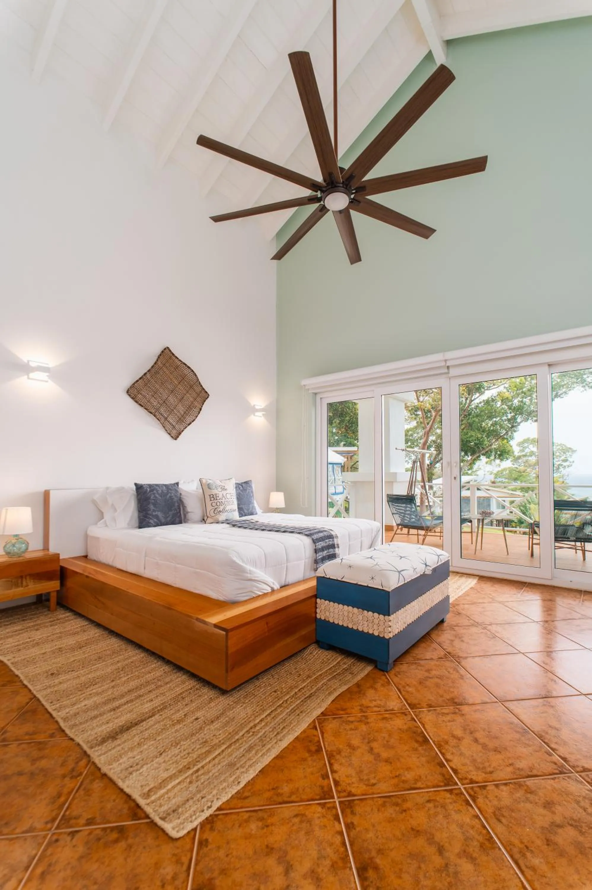 Bed in Blue Roatan Resort