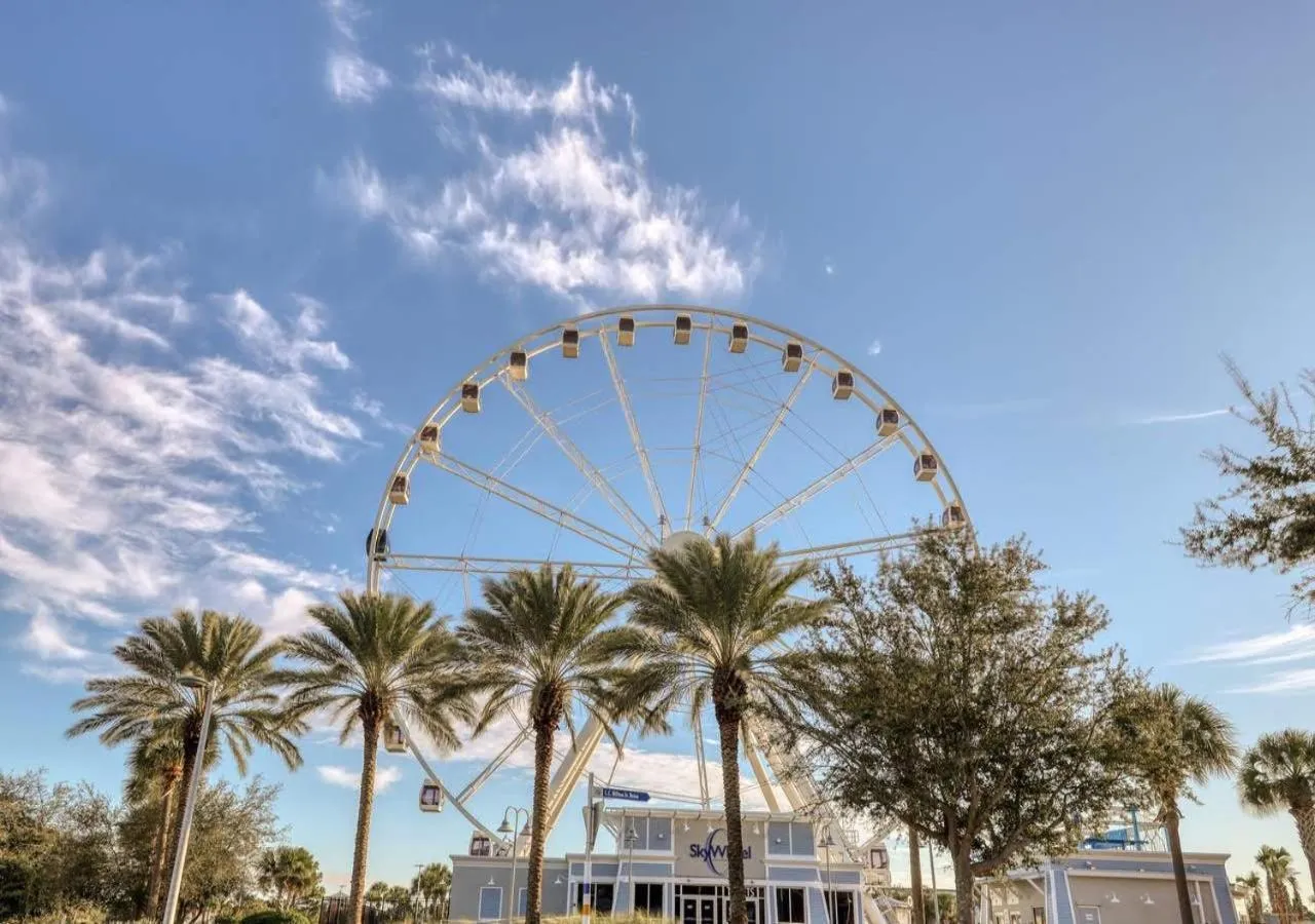 Two-Bedroom Apartment in Tidewater Beach Resort By TO