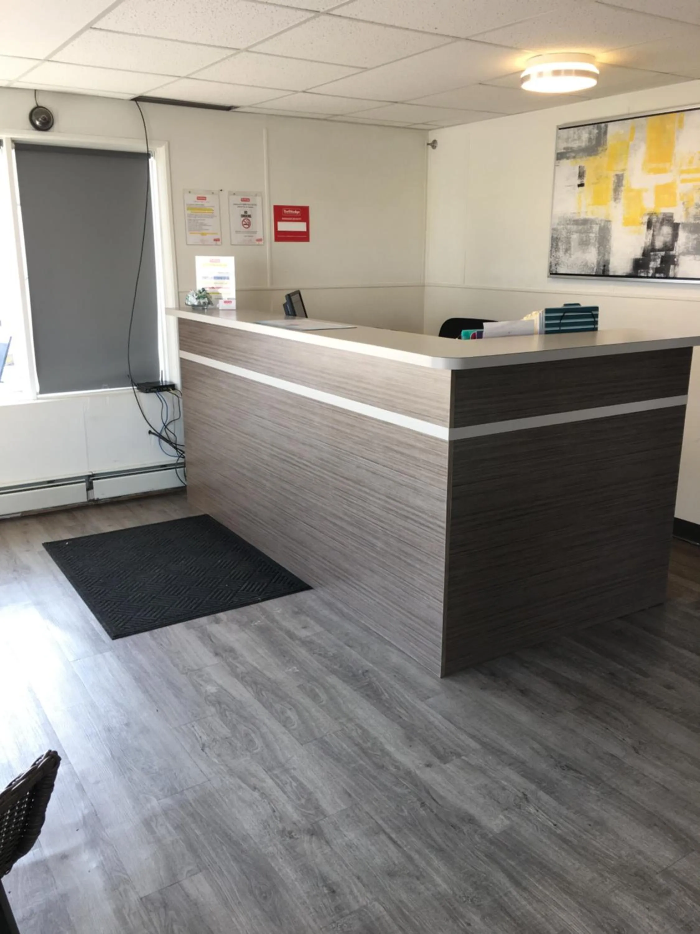 Lobby or reception in Howard Johnson by Wyndham Grande Prairie