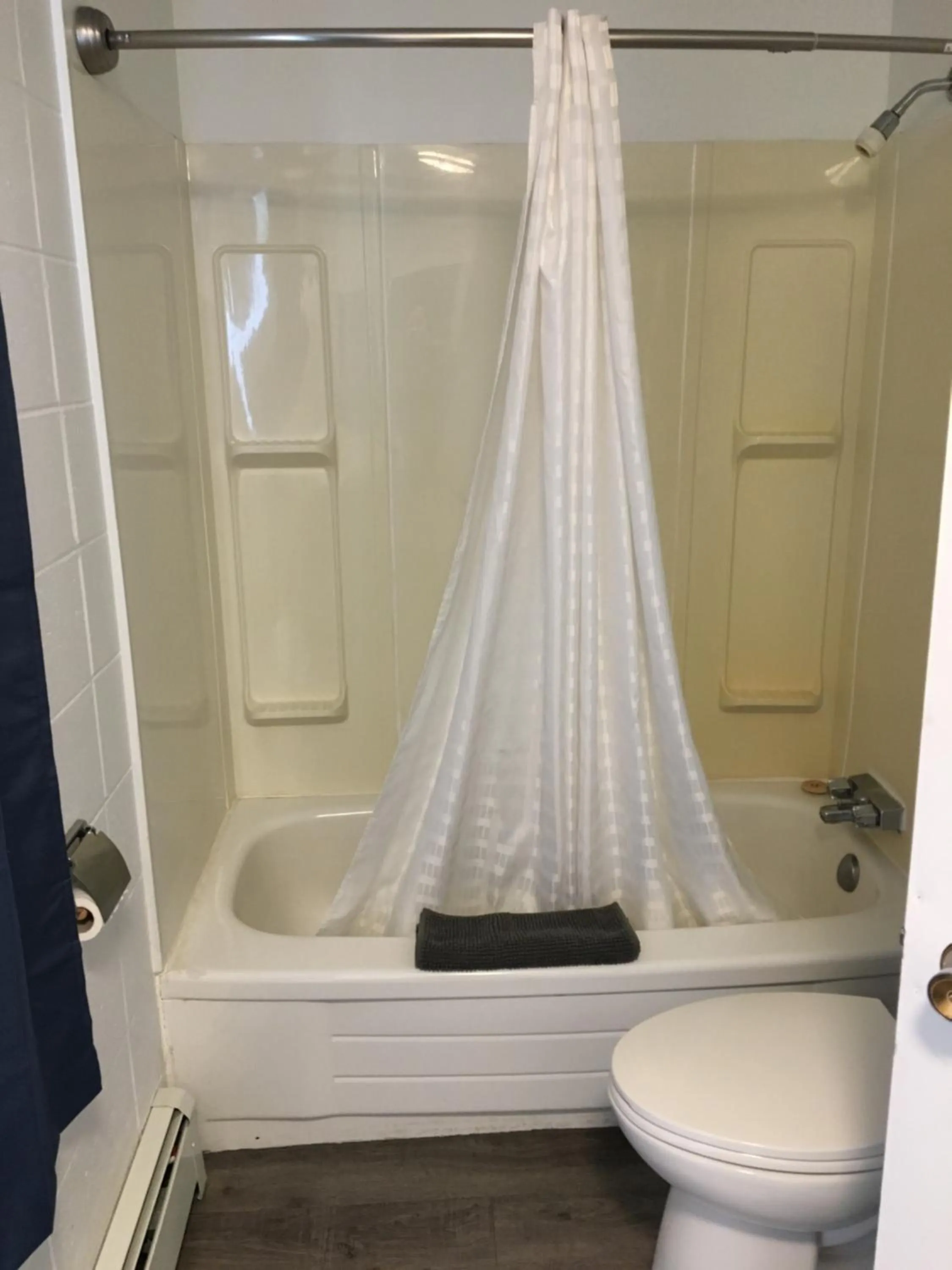 Property building in Howard Johnson by Wyndham Grande Prairie