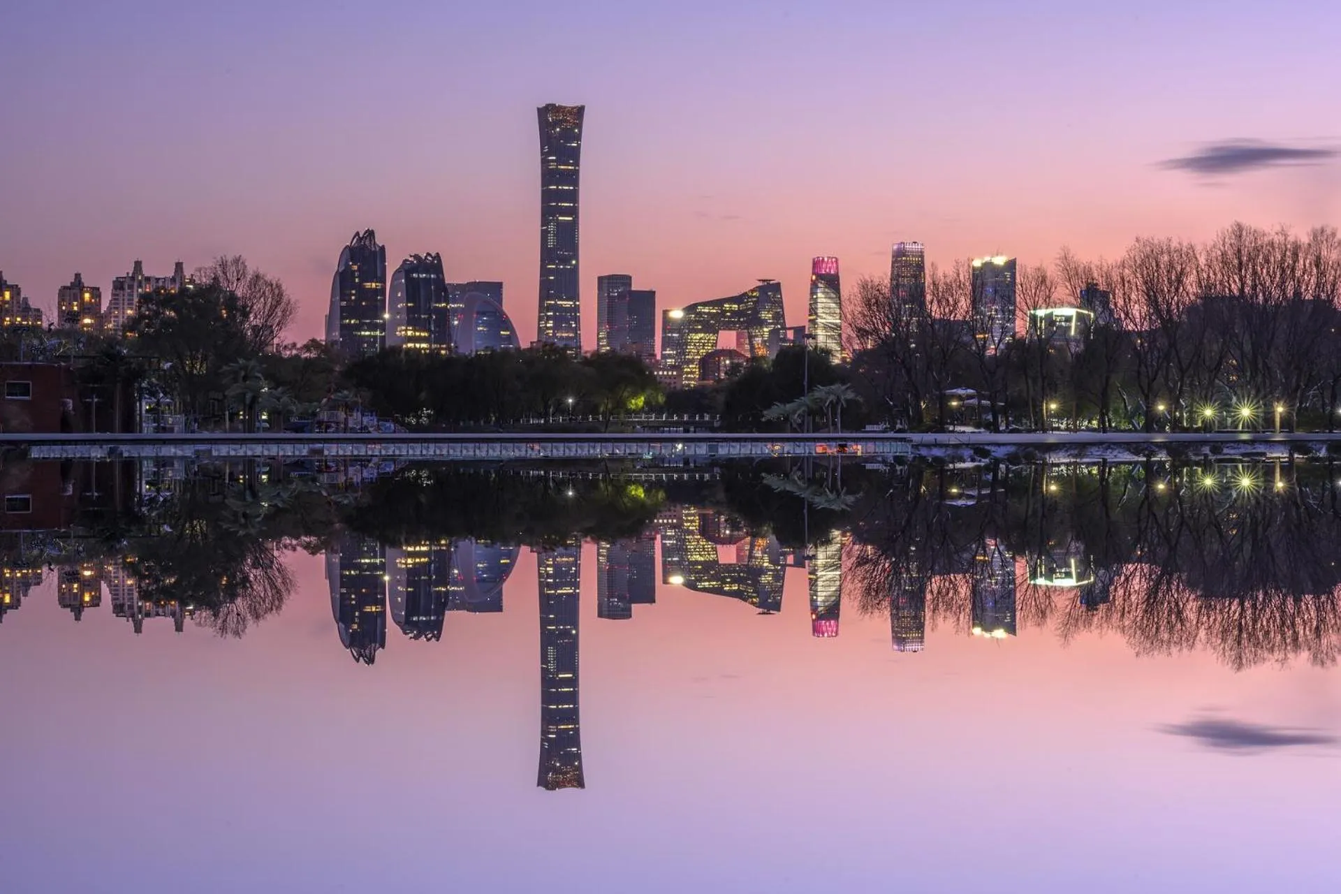 Sunrise/Sunset in Nostalgia S Hotel Beijing CCTV